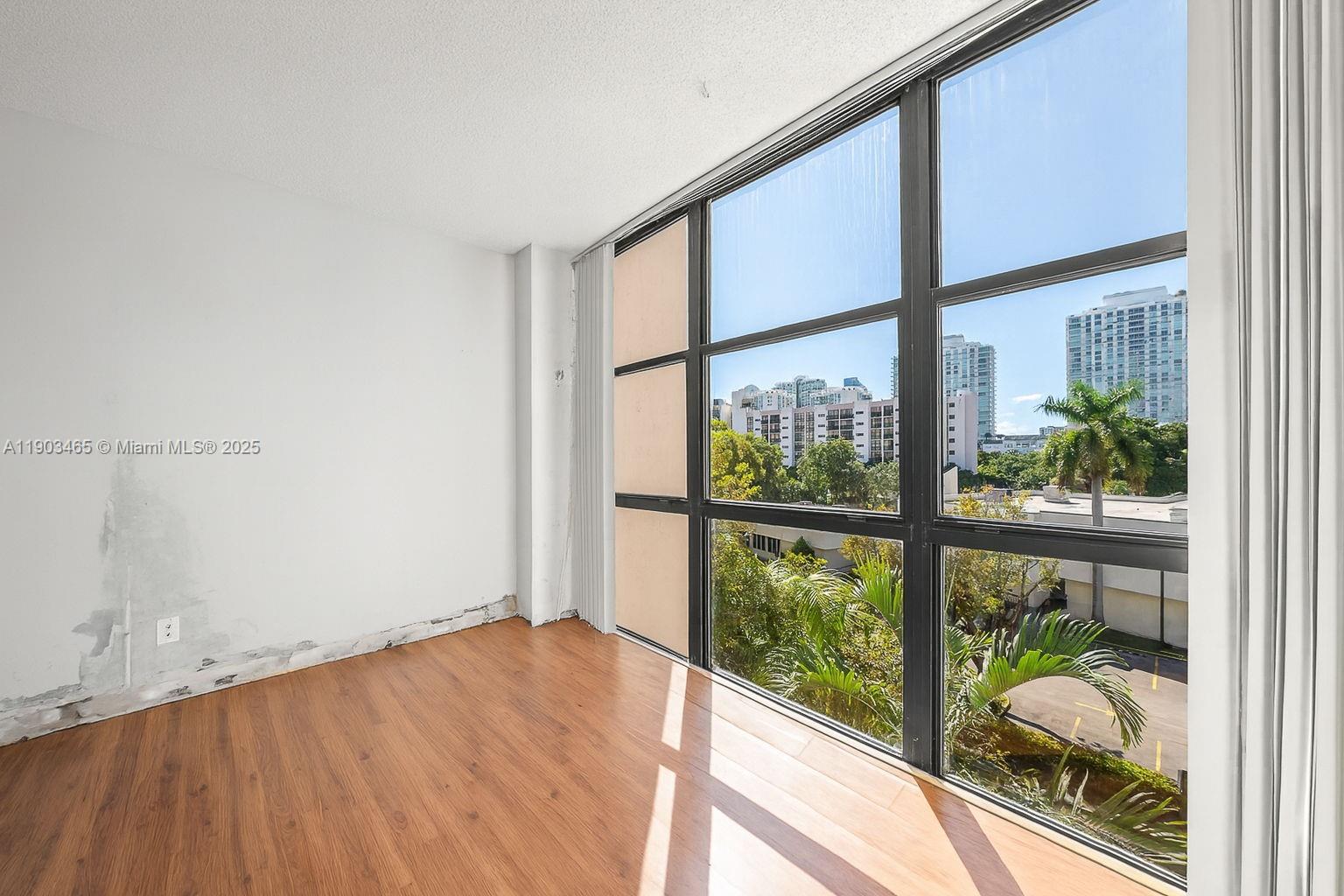 Photo of 17021 Bay Rd #516, Sunny Isles Beach, Florida, 33160 -