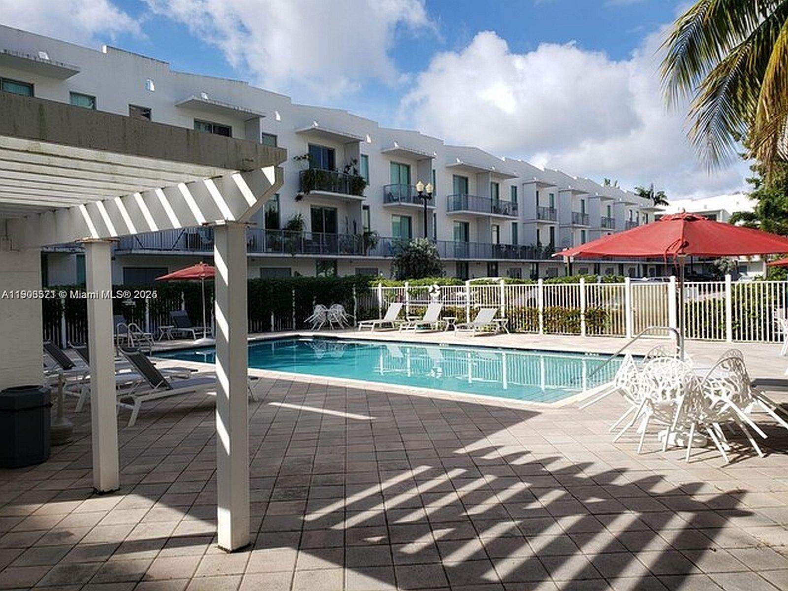 Photo of 2142 Van Buren St  (2142), Hollywood, Florida, 33020 -