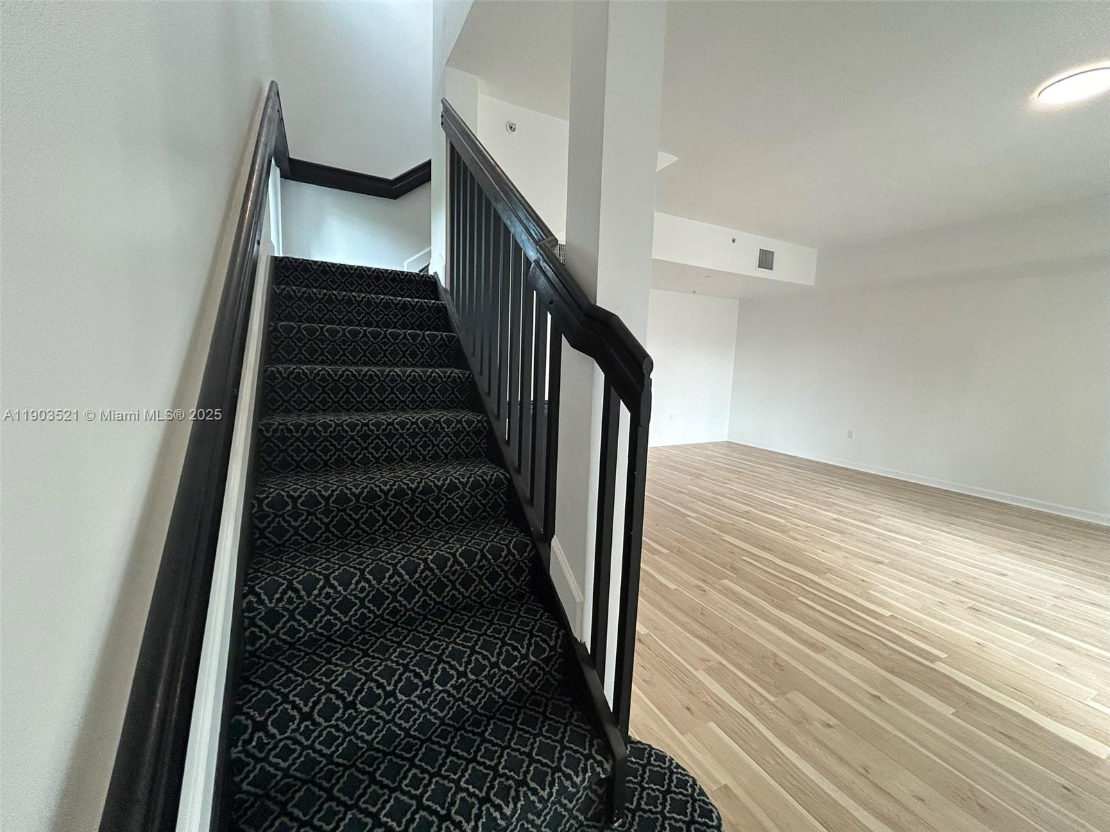 Photo of 2142 Van Buren St  (2142), Hollywood, Florida, 33020 -