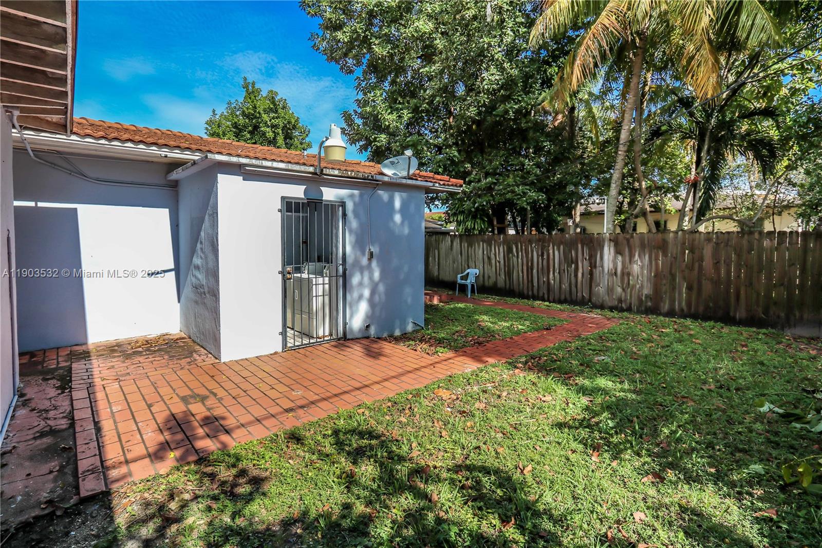 Ver detalles   /   sq. ft. $ 2025-10-27 0 foto