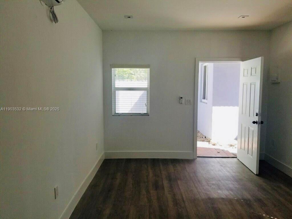 Ver detalles   /   sq. ft. $ 2025-10-27 0 foto