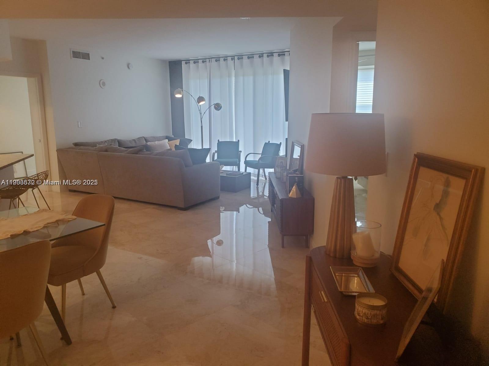 Photo of 19900 Country Club Dr  #607, Aventura, Florida, 33180 - 