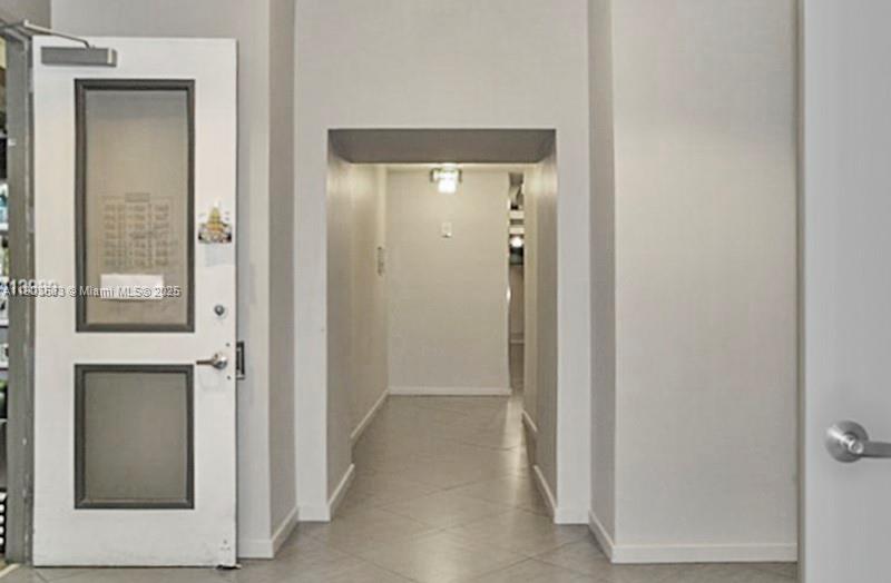 See details   /   sq. ft. $ 2025-10-27 0 Photo