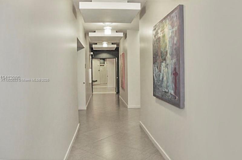 See details   /   sq. ft. $ 2025-10-27 0 Photo