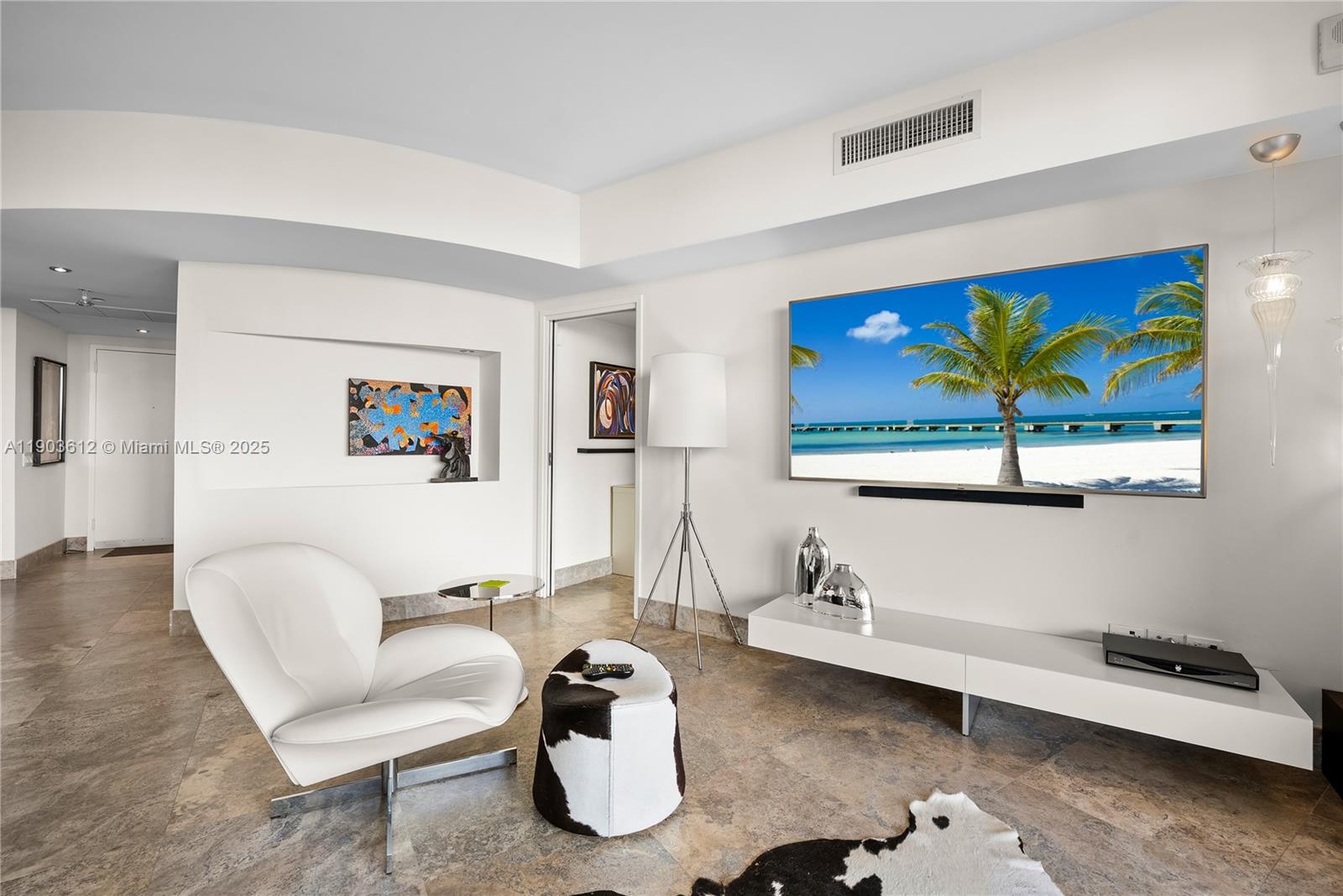 Photo of 450 Alton Rd #704, Miami Beach, Florida, 33139 -