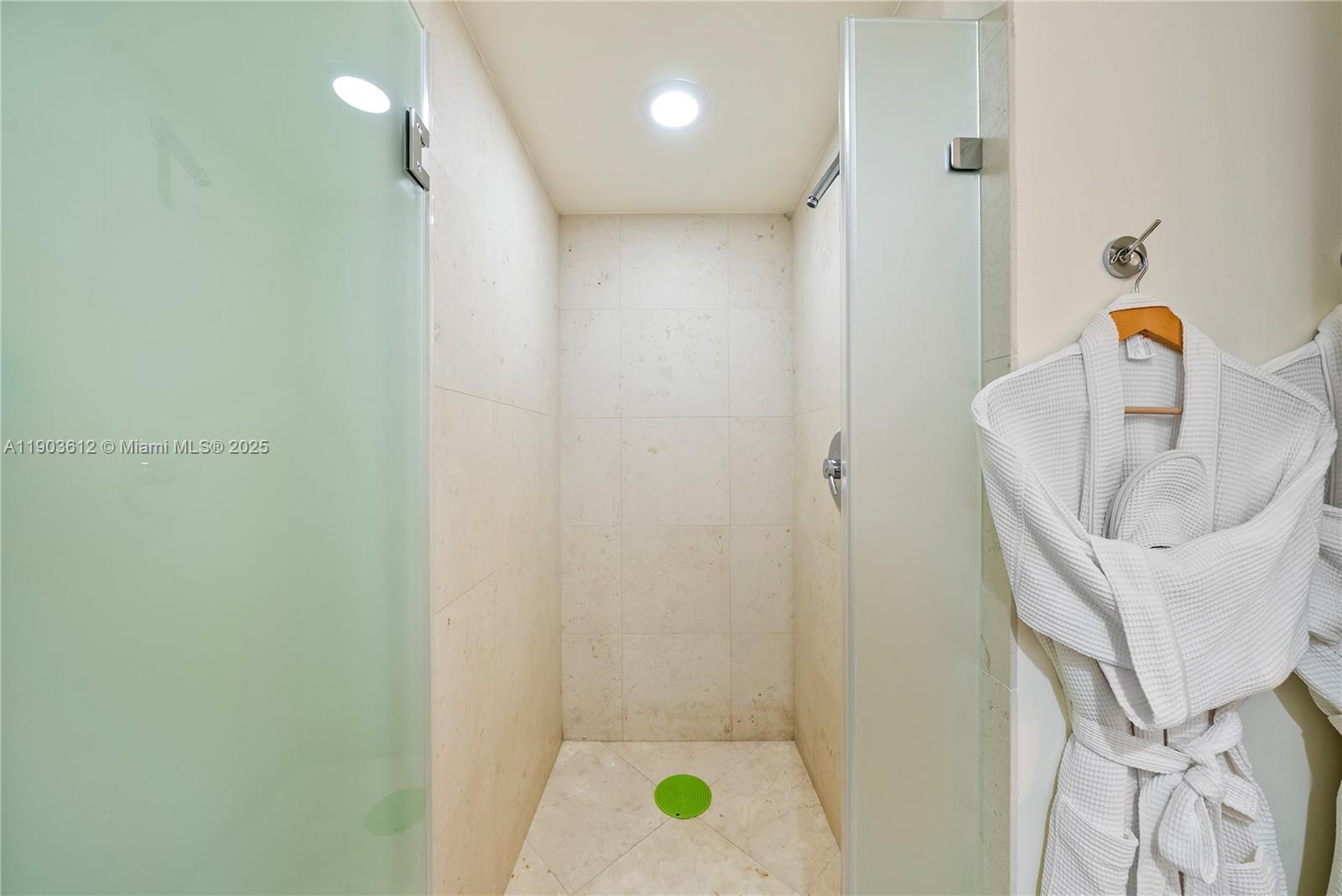 Photo of 450 Alton Rd #704, Miami Beach, Florida, 33139 -