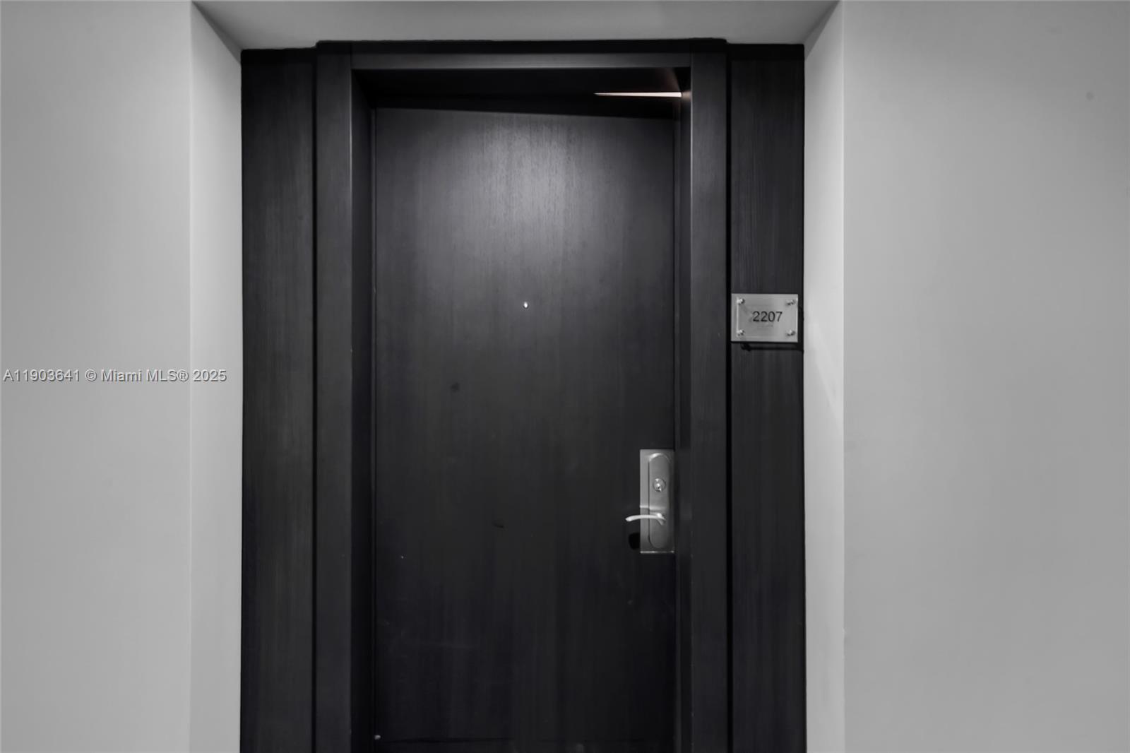 Ver detalles 2207 2 / 3 1571 sq. ft. $ 2025-10-27 0 foto