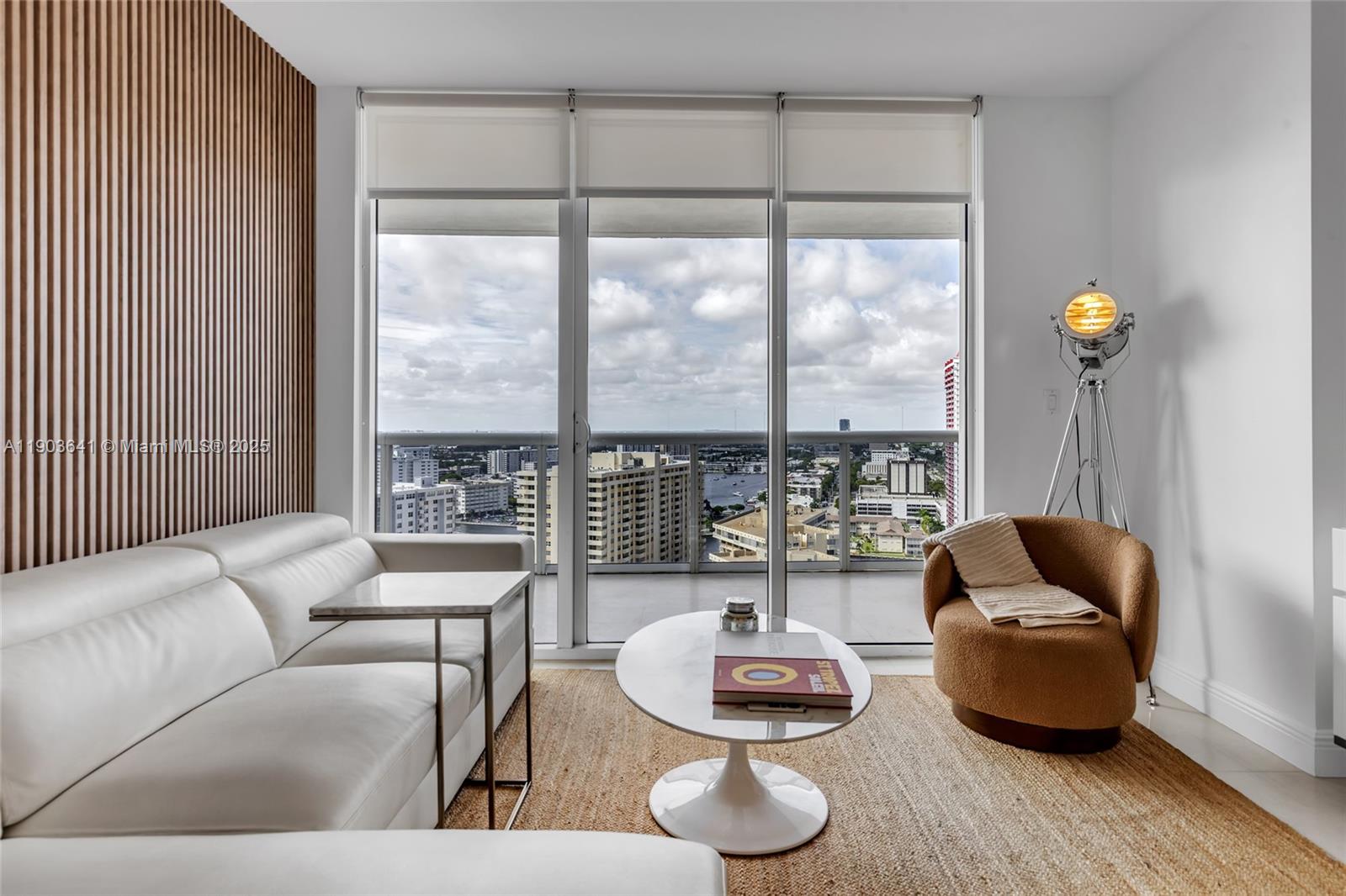 Ver detalles 2207 2 / 3 1571 sq. ft. $ 2025-10-27 0 foto