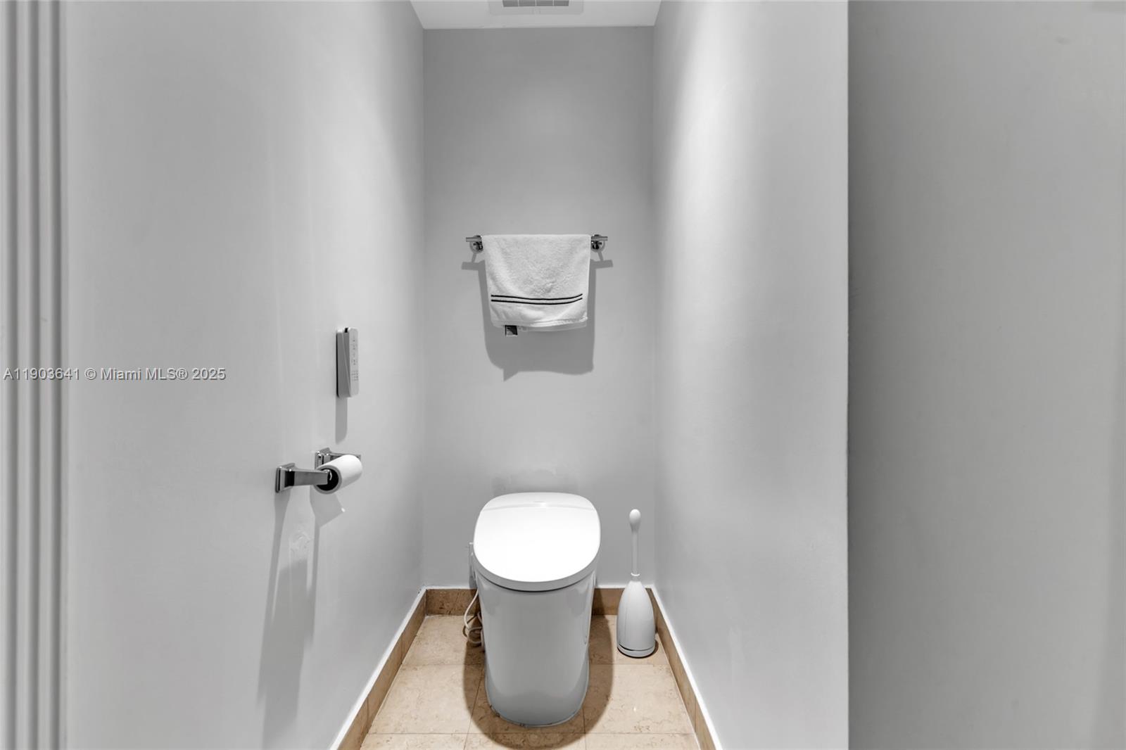 Ver detalles 2207 2 / 3 1571 sq. ft. $ 2025-10-27 0 foto