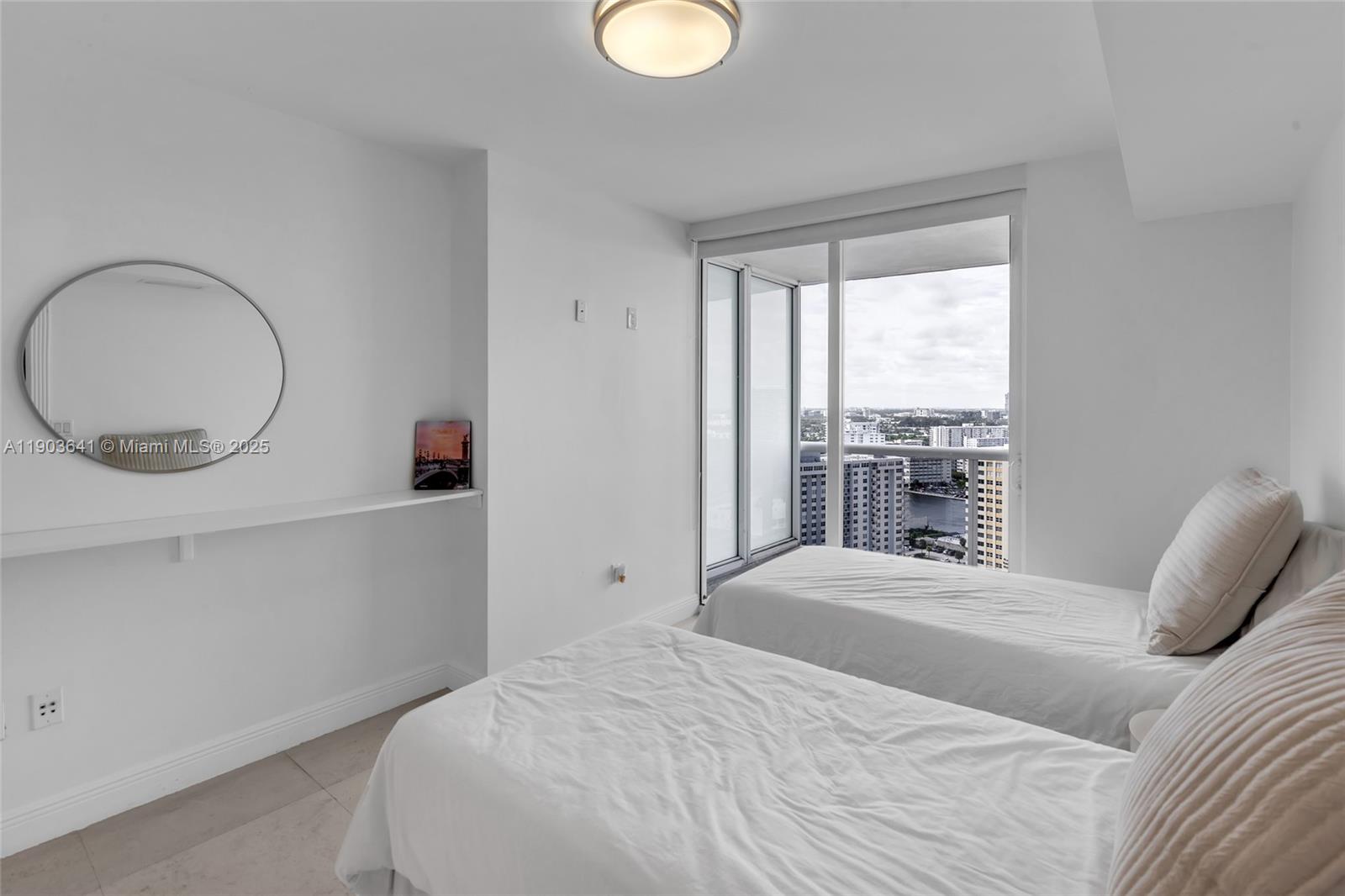 Ver detalles 2207 2 / 3 1571 sq. ft. $ 2025-10-27 0 foto