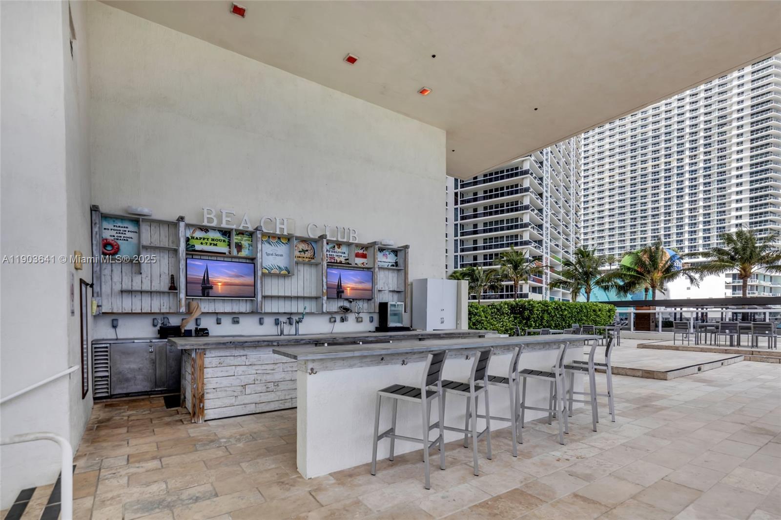 Ver detalles 2207 2 / 3 1571 sq. ft. $ 2025-10-27 0 foto