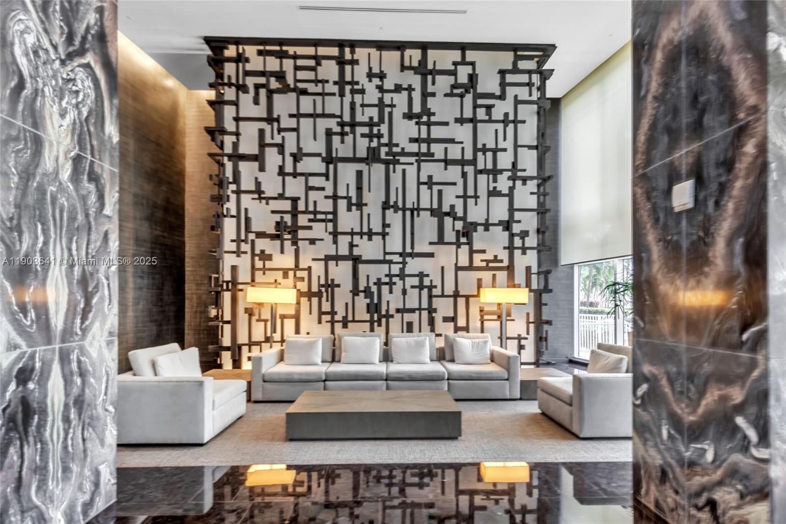 Ver detalles 2207 2 / 3 1571 sq. ft. $ 2025-10-27 0 foto