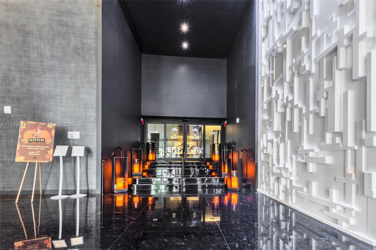 Ver detalles 2207 2 / 3 1571 sq. ft. $ 2025-10-27 0 foto