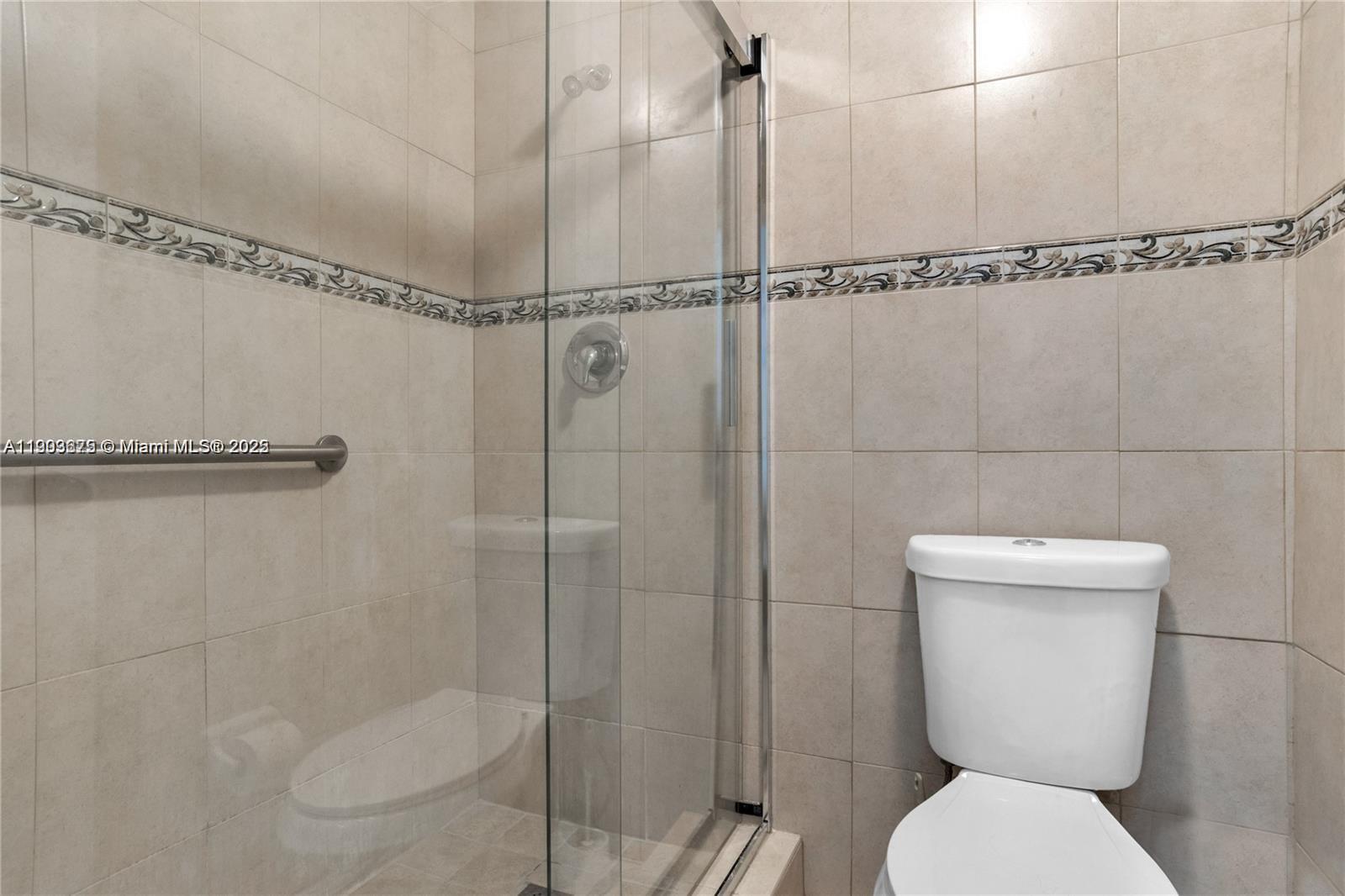 Photo of 3505 Ocean Dr  #208, Hollywood, Florida, 33019 -