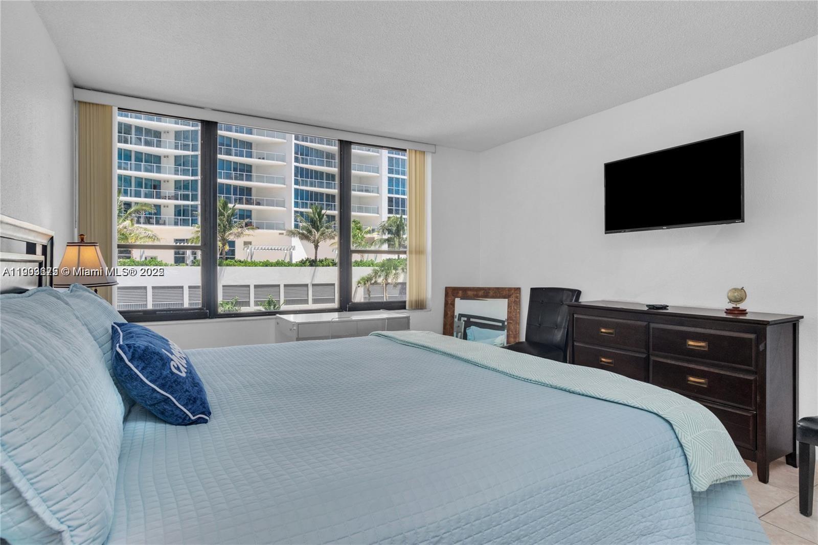 Photo of 3505 Ocean Dr  #208, Hollywood, Florida, 33019 -