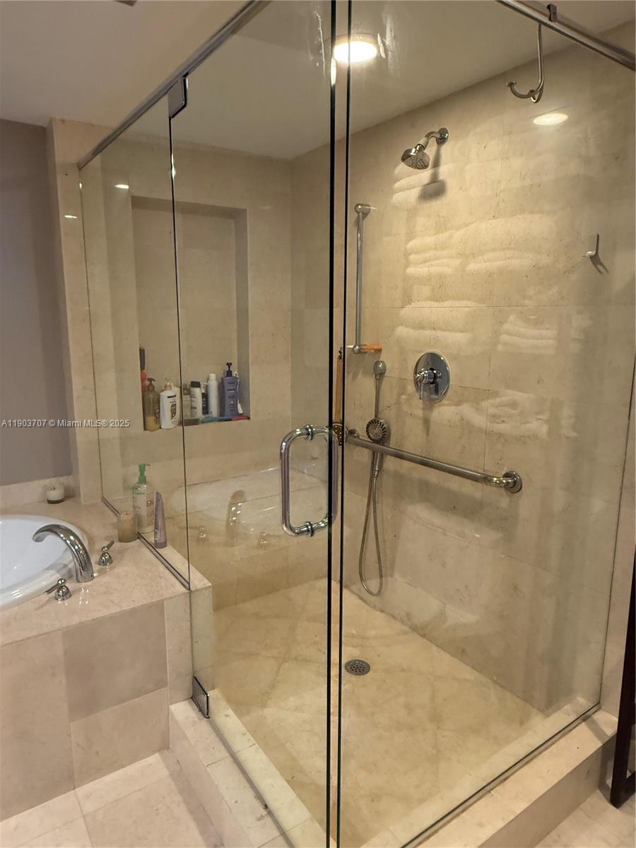 See details 1702 3 / 3 1841 sq. ft. $ 2025-10-27 0 Photo