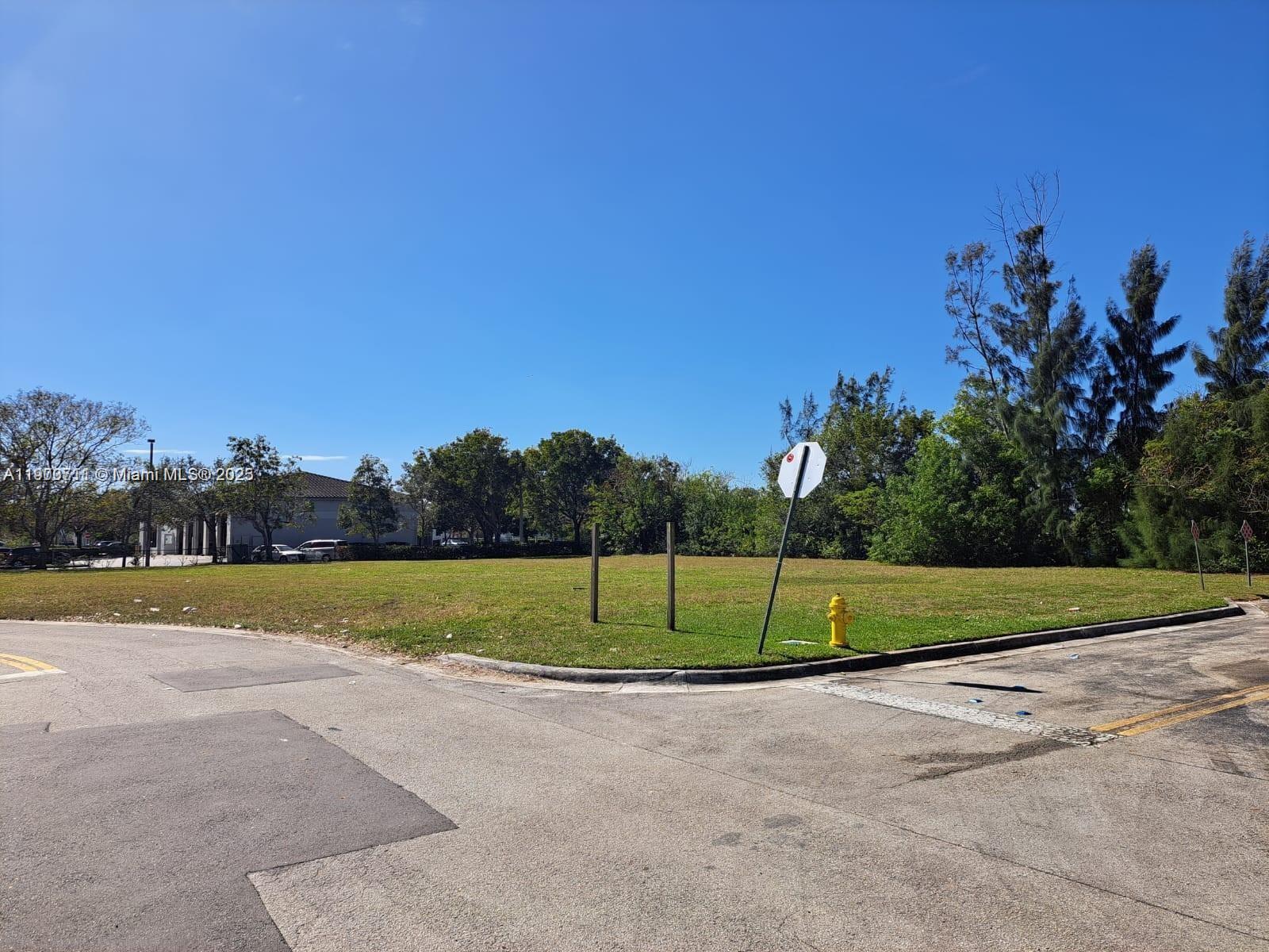 See details   /   sq. ft. $ 2025-10-28 0 Photo