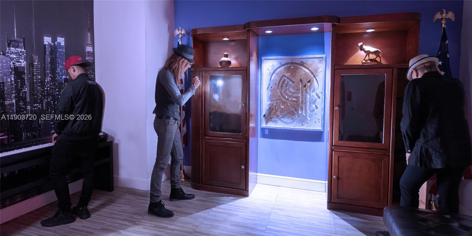   /   sq. ft. $ 2025-10-28 0 Photo