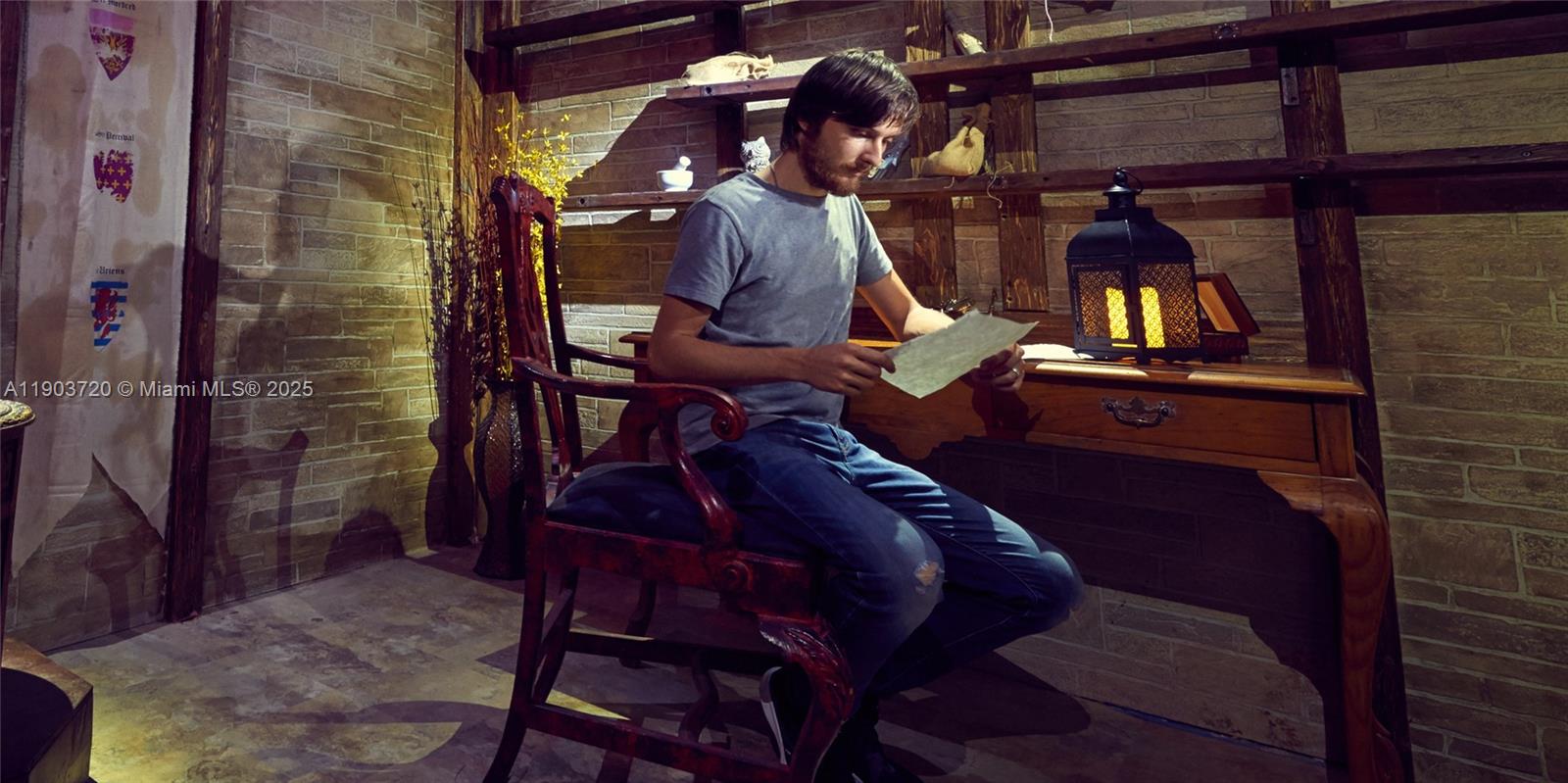 See details / sq. ft. $ 2025-10-28 0 Photo