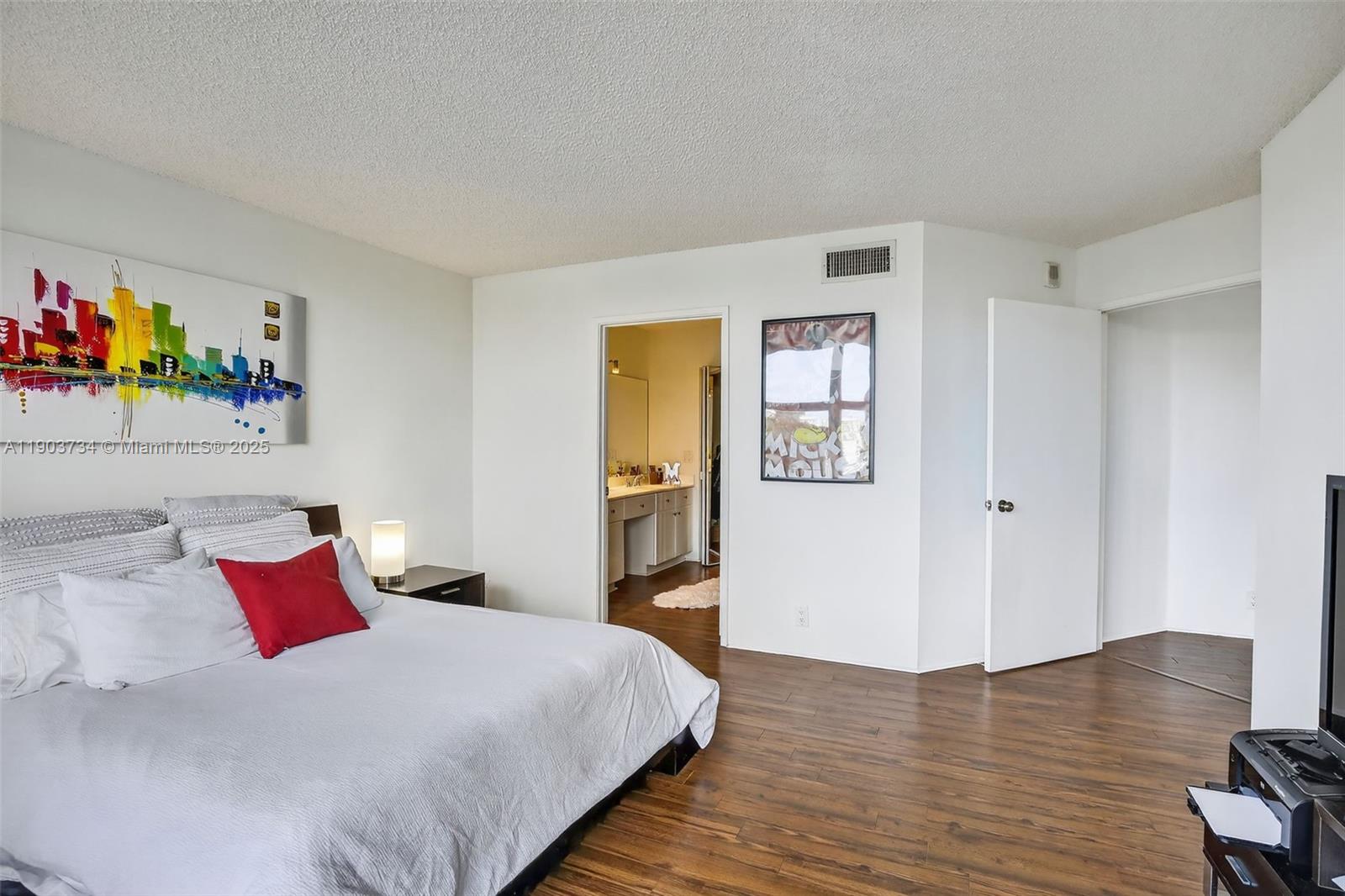 Photo of 3400 192nd St  #505, Aventura, Florida, 33180 - 