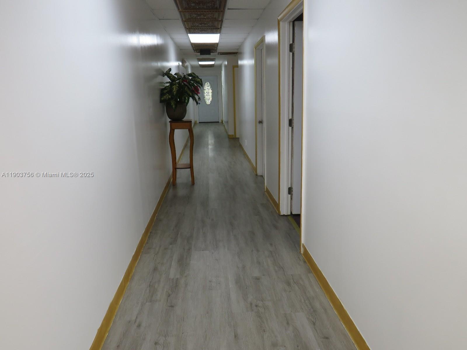   /   sq. ft. $ 2025-10-28 0 Photo