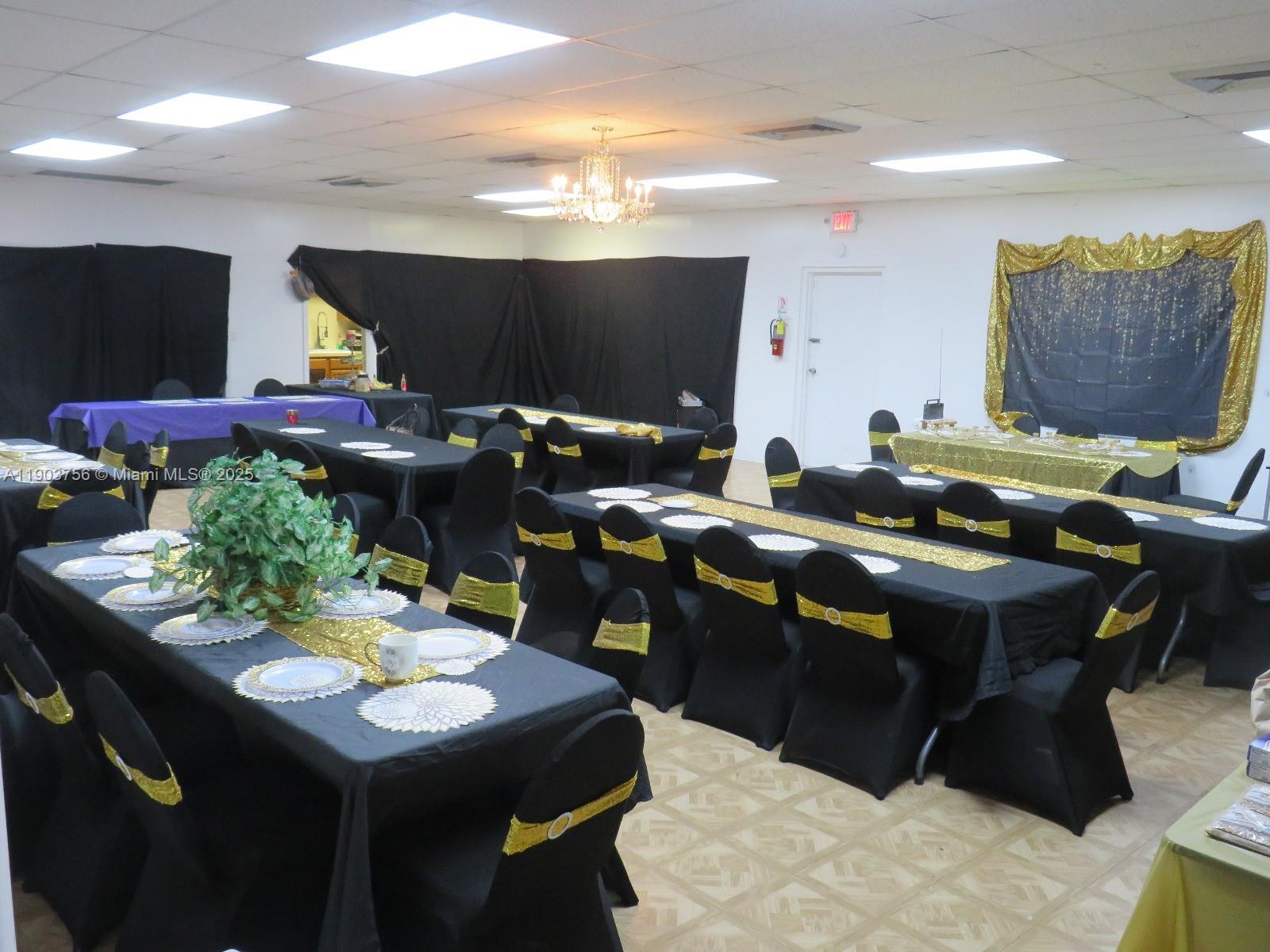   /   sq. ft. $ 2025-10-28 0 Photo