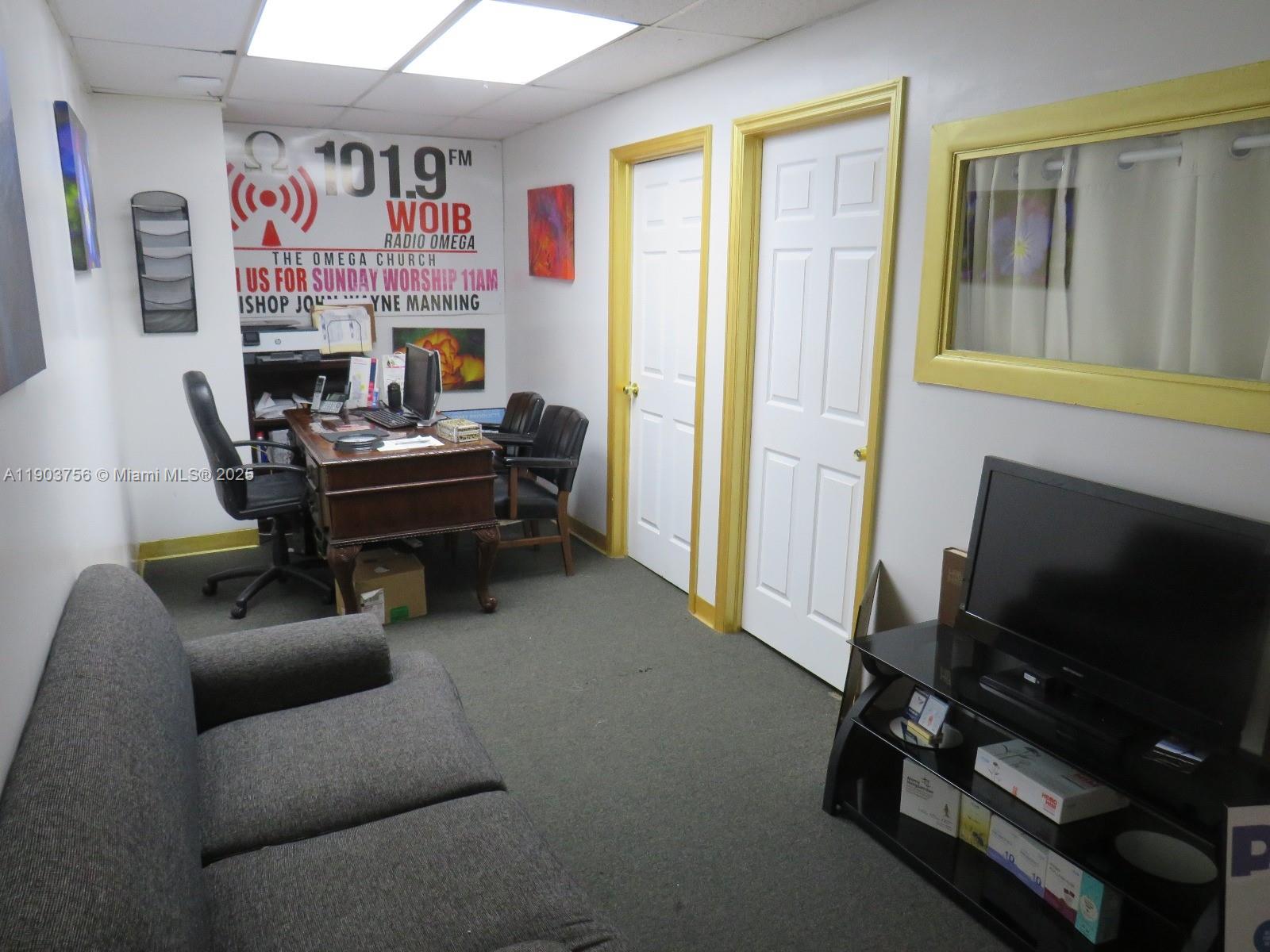   /   sq. ft. $ 2025-10-28 0 Photo