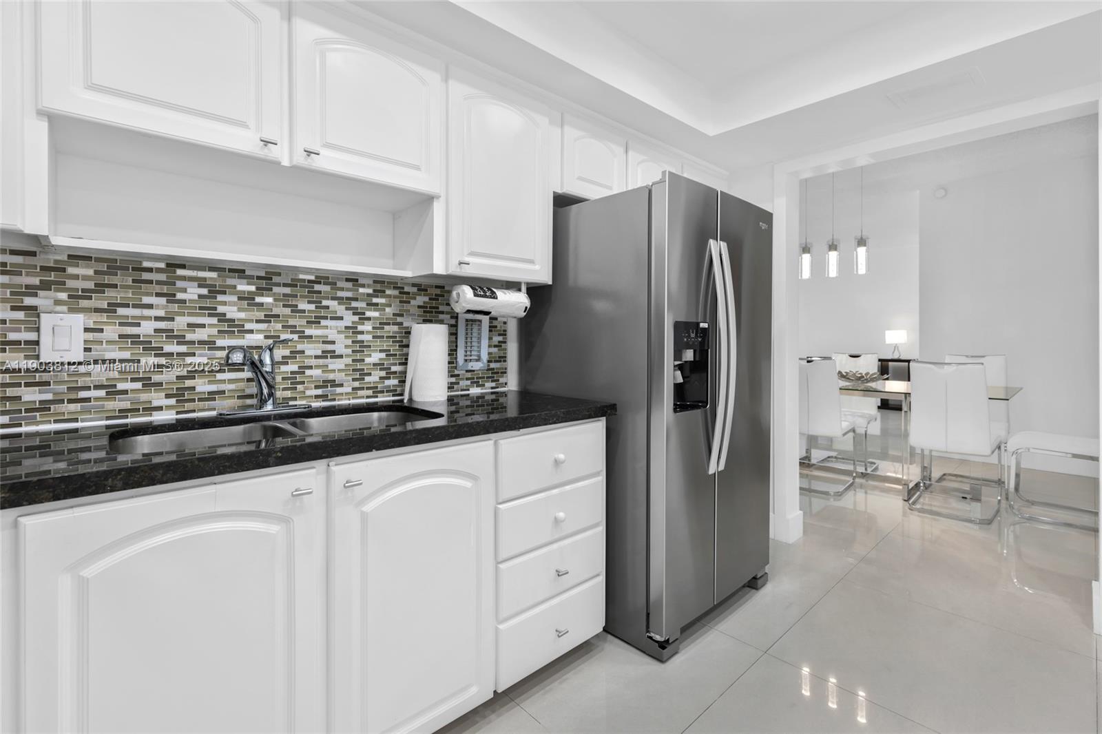 Photo of 3901 Ocean Dr  #15G, Hollywood, Florida, 33019 - 