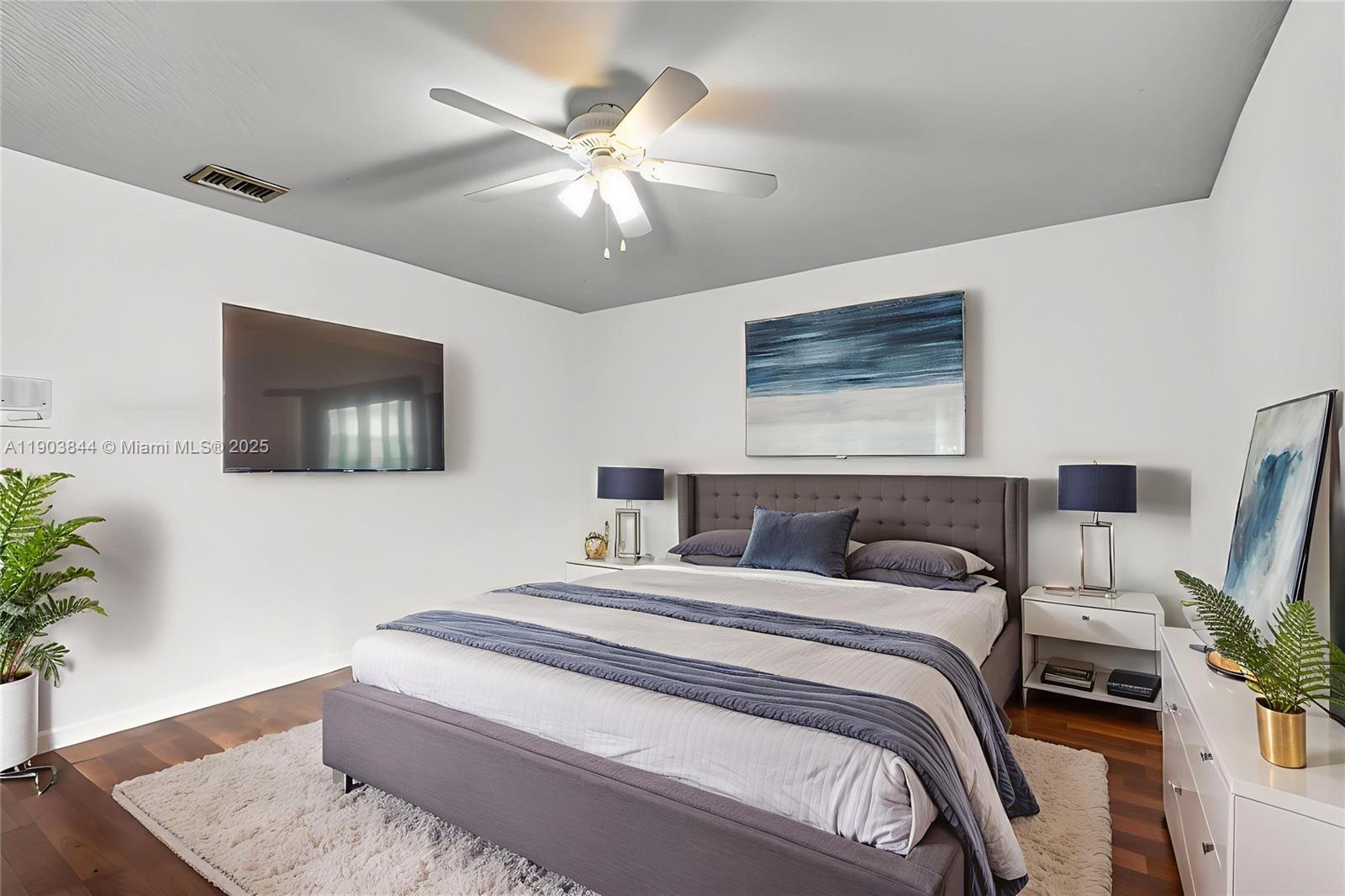 Photo of 1046 Satinleaf St (1046), Hollywood, Florida, 33019 -