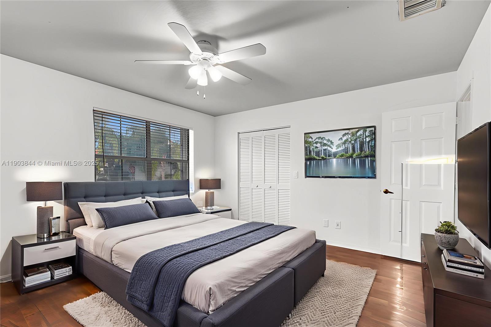 Photo of 1046 Satinleaf St (1046), Hollywood, Florida, 33019 -