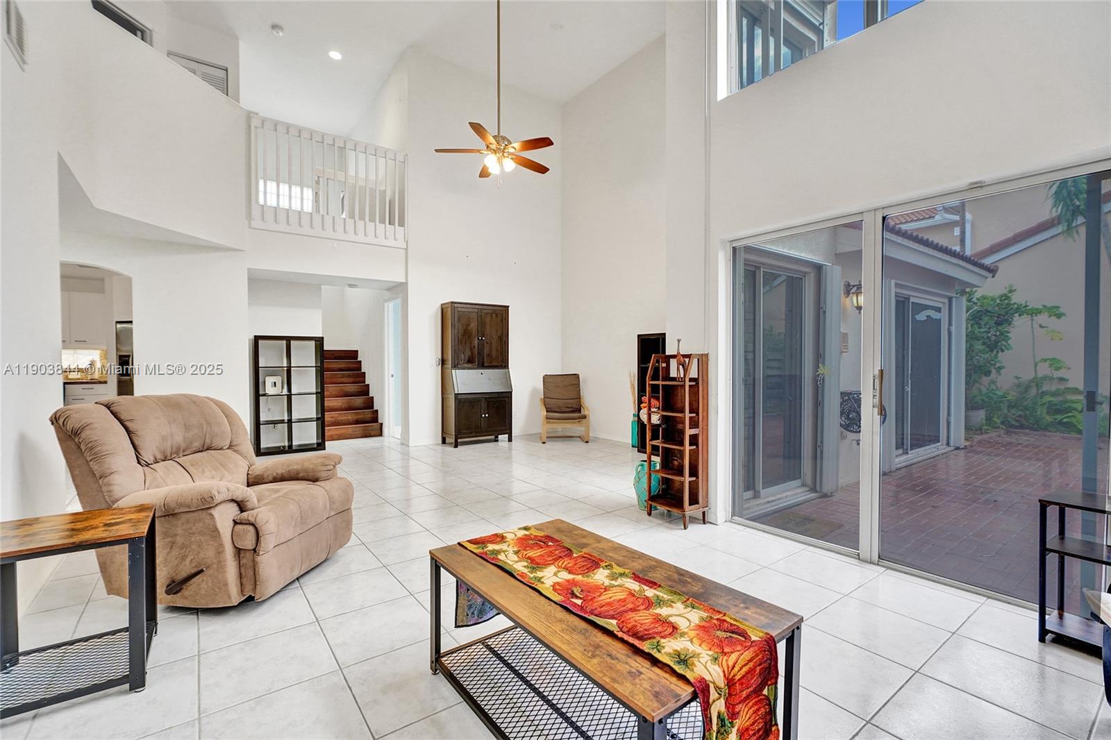 Photo of 1046 Satinleaf St (1046), Hollywood, Florida, 33019 -