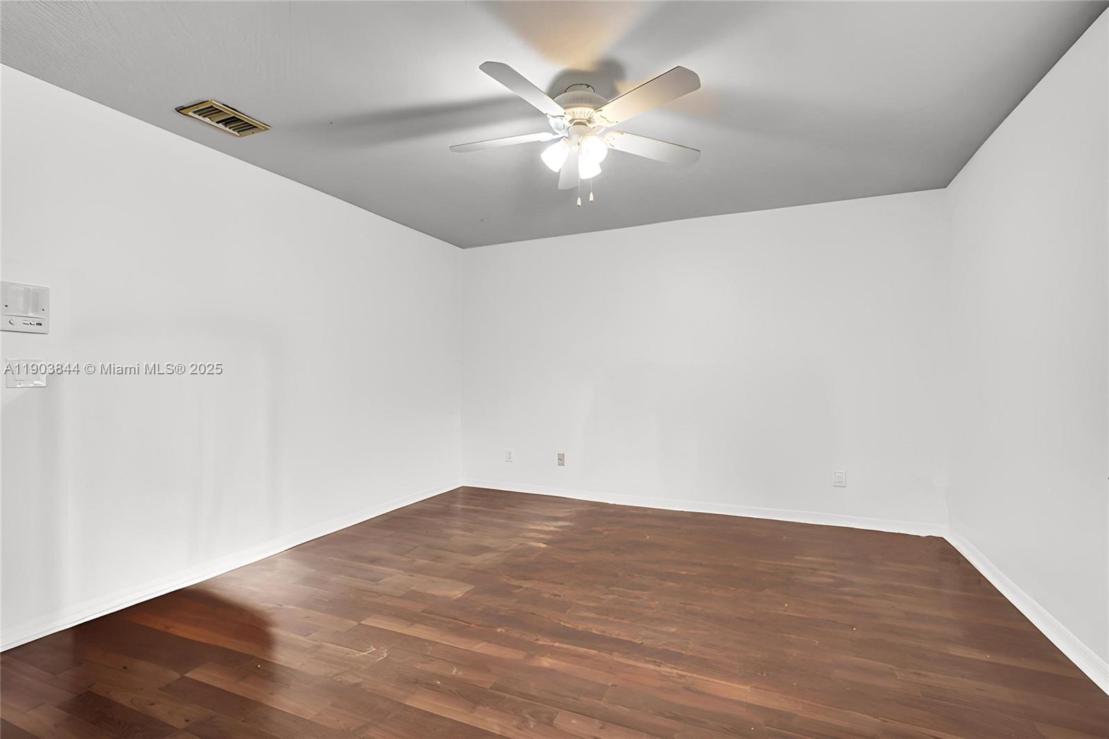 Photo of 1046 Satinleaf St (1046), Hollywood, Florida, 33019 -