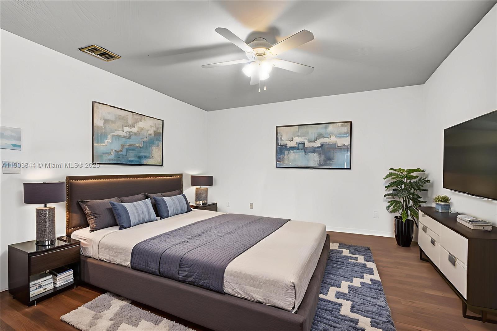 Photo of 1046 Satinleaf St (1046), Hollywood, Florida, 33019 -