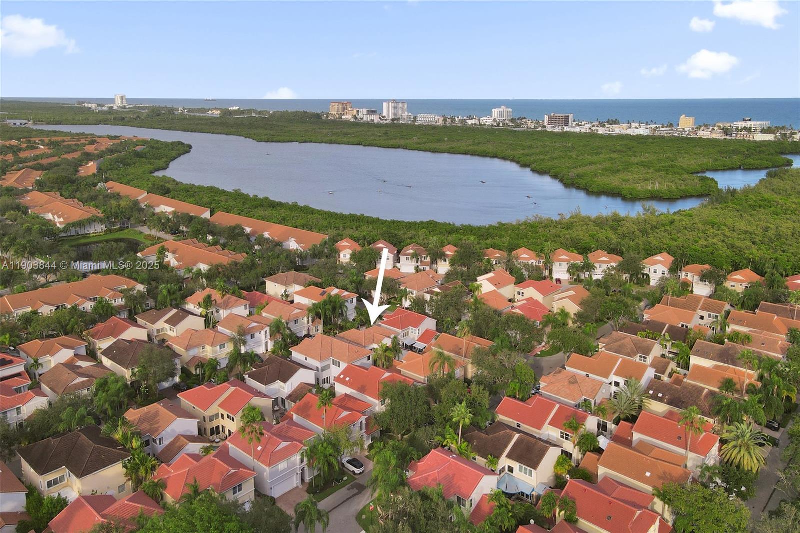 Photo of 1046 Satinleaf St (1046), Hollywood, Florida, 33019 -