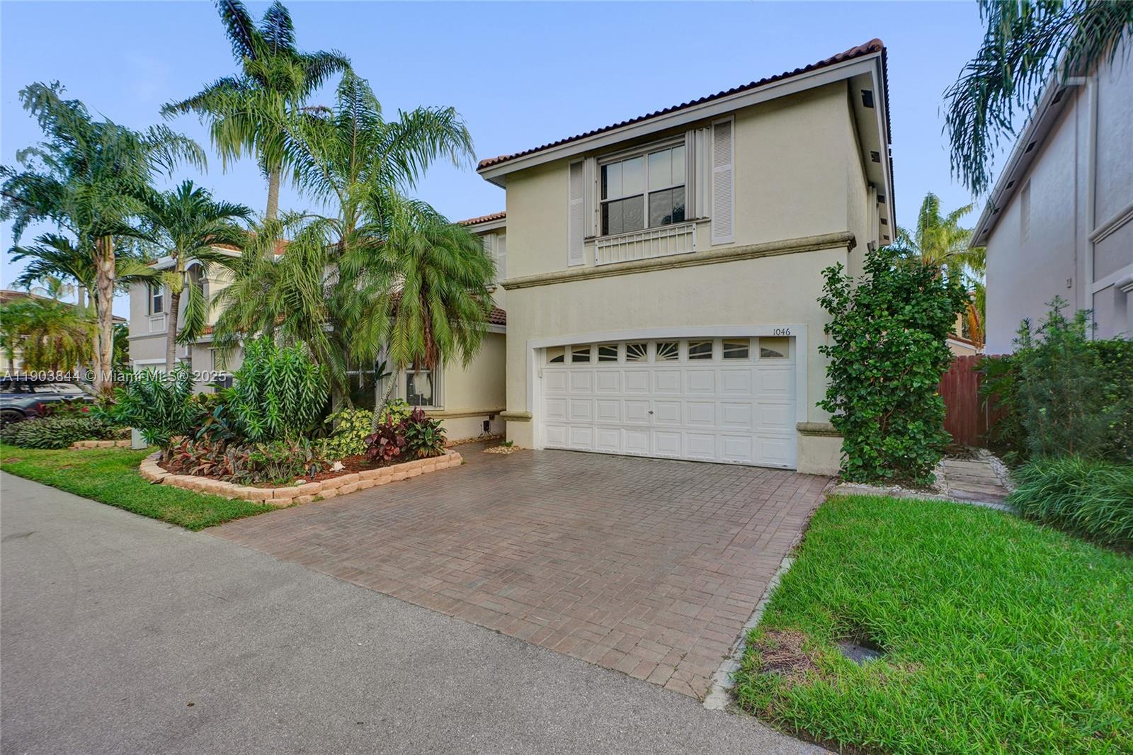 Photo of 1046 Satinleaf St (1046), Hollywood, Florida, 33019 -