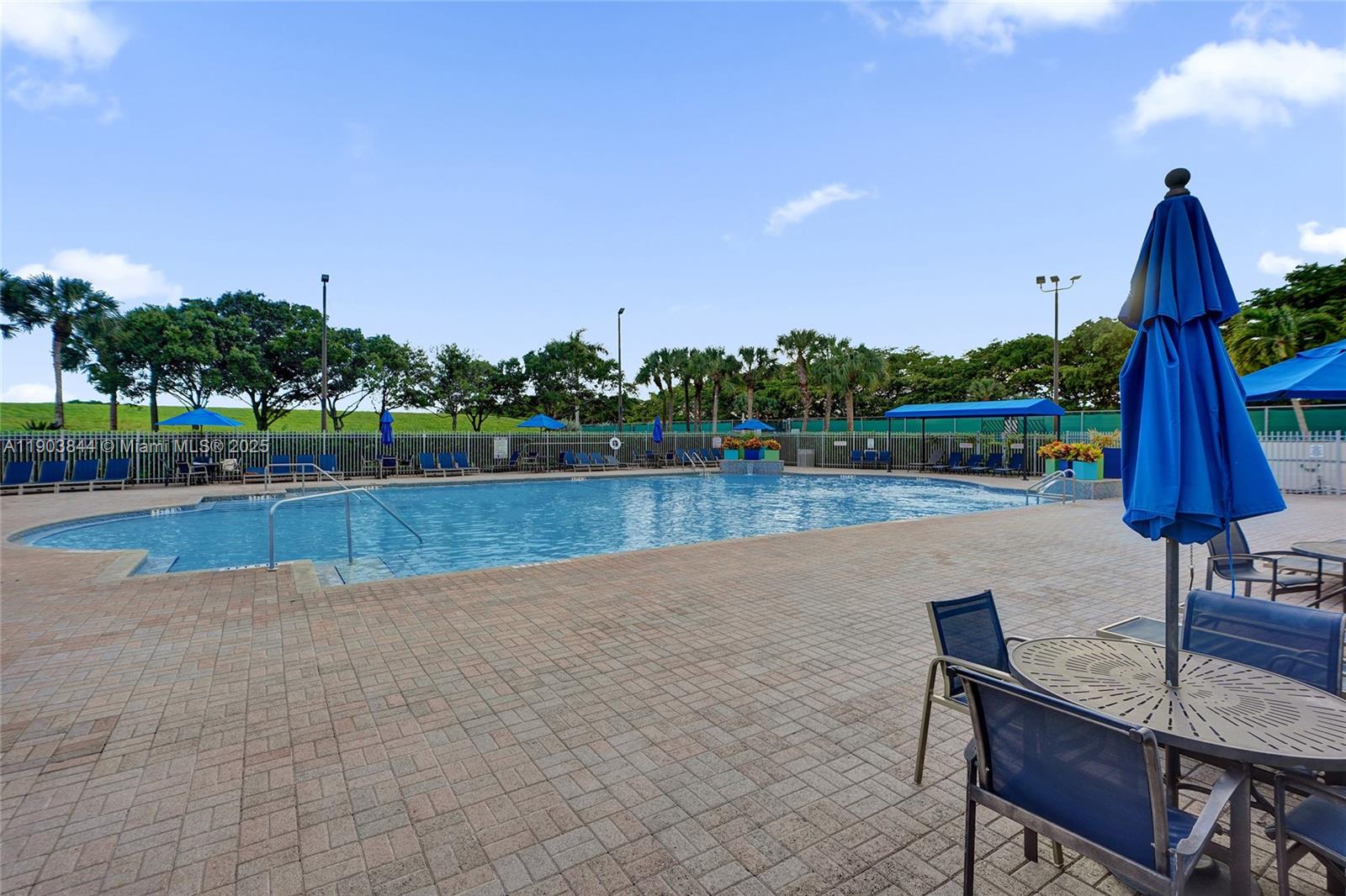 Photo of 1046 Satinleaf St (1046), Hollywood, Florida, 33019 -