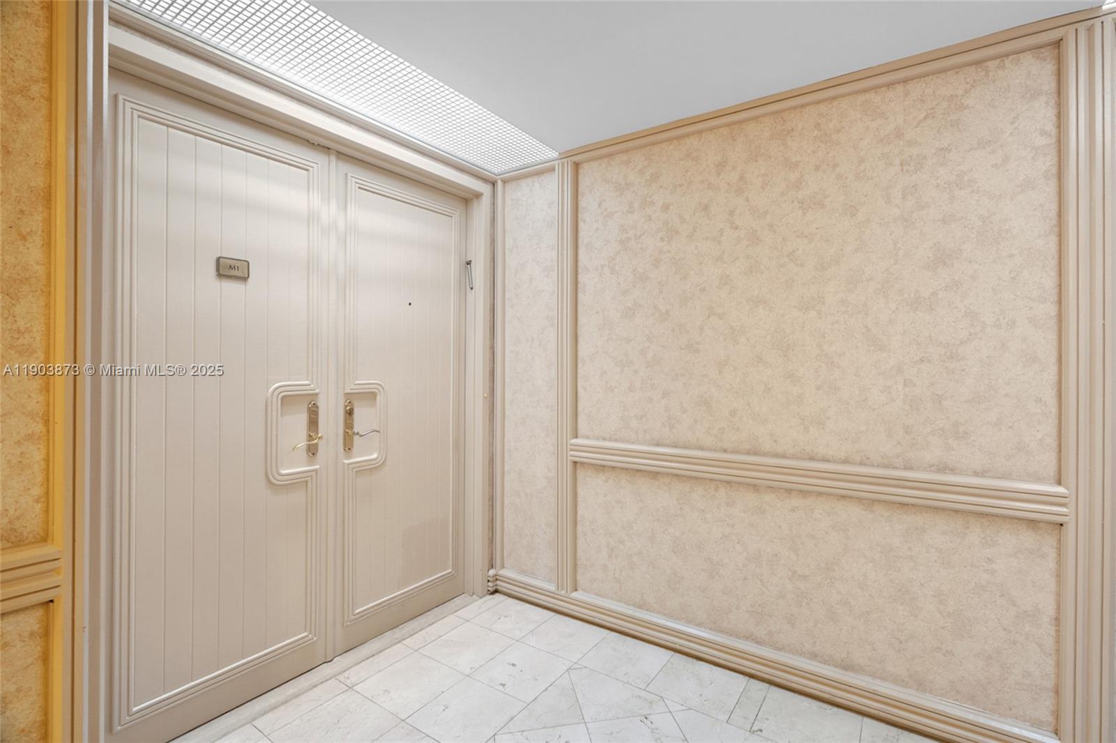 Photo of 20281 Country Club Dr  #M1, Aventura, Florida, 33180 -