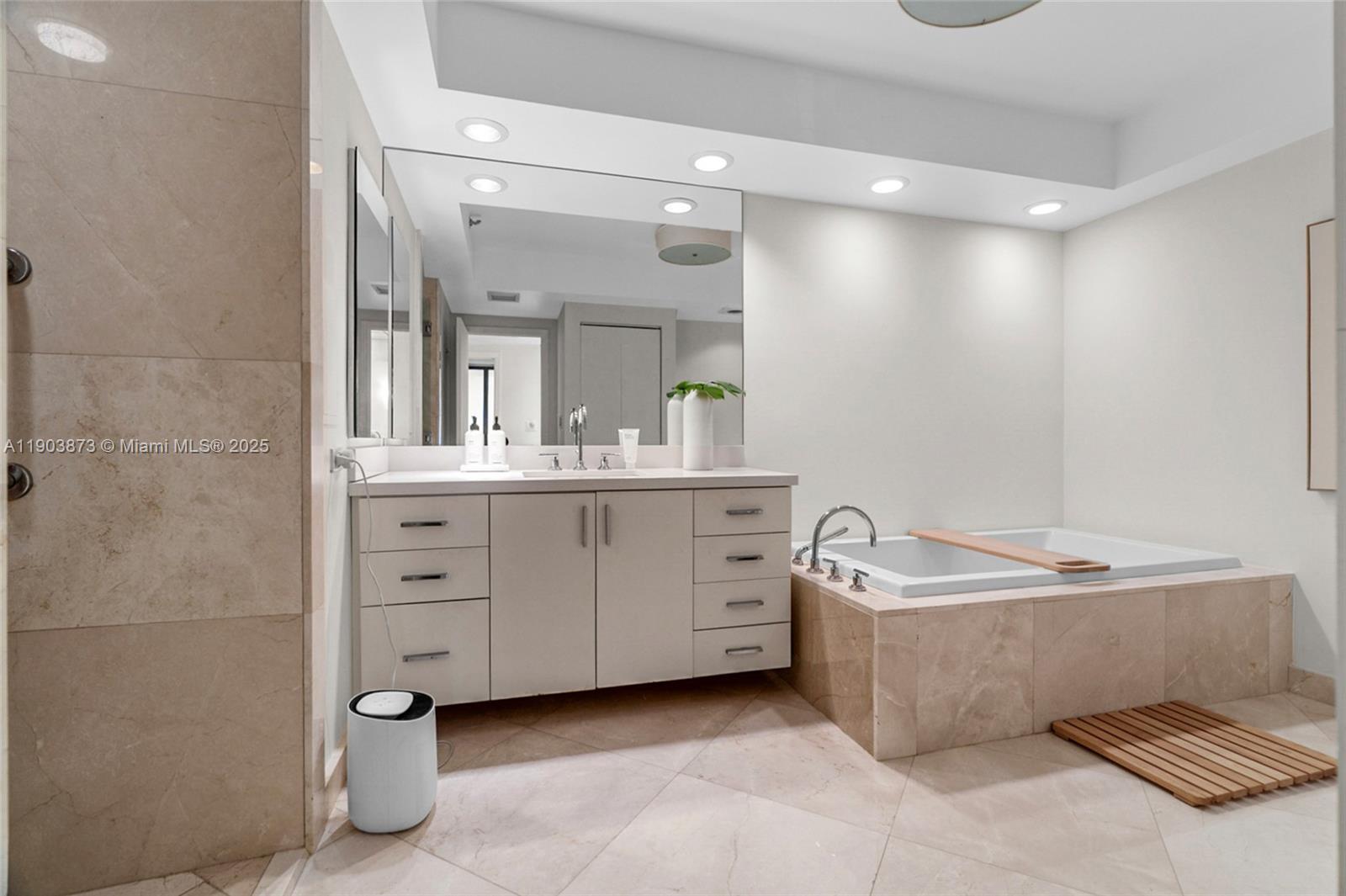 Photo of 20281 Country Club Dr  #M1, Aventura, Florida, 33180 -