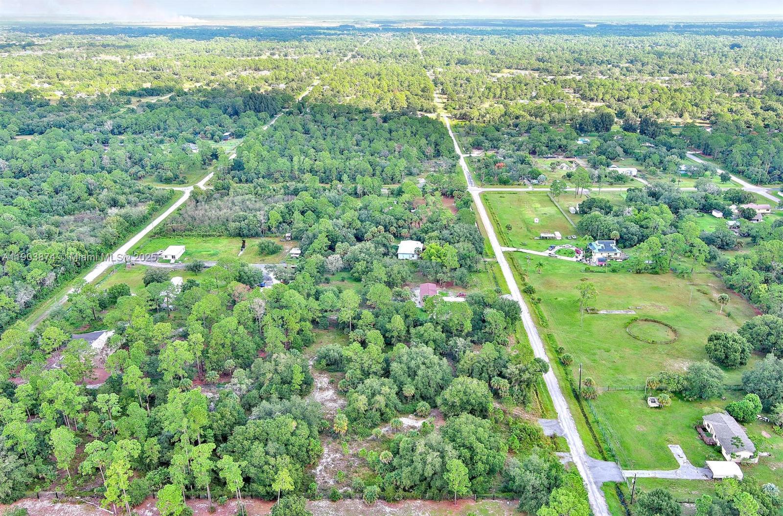 See details   /   sq. ft. $ 2025-10-28 0 Photo