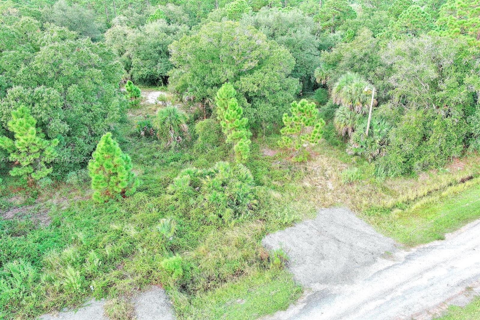 See details   /   sq. ft. $ 2025-10-28 0 Photo