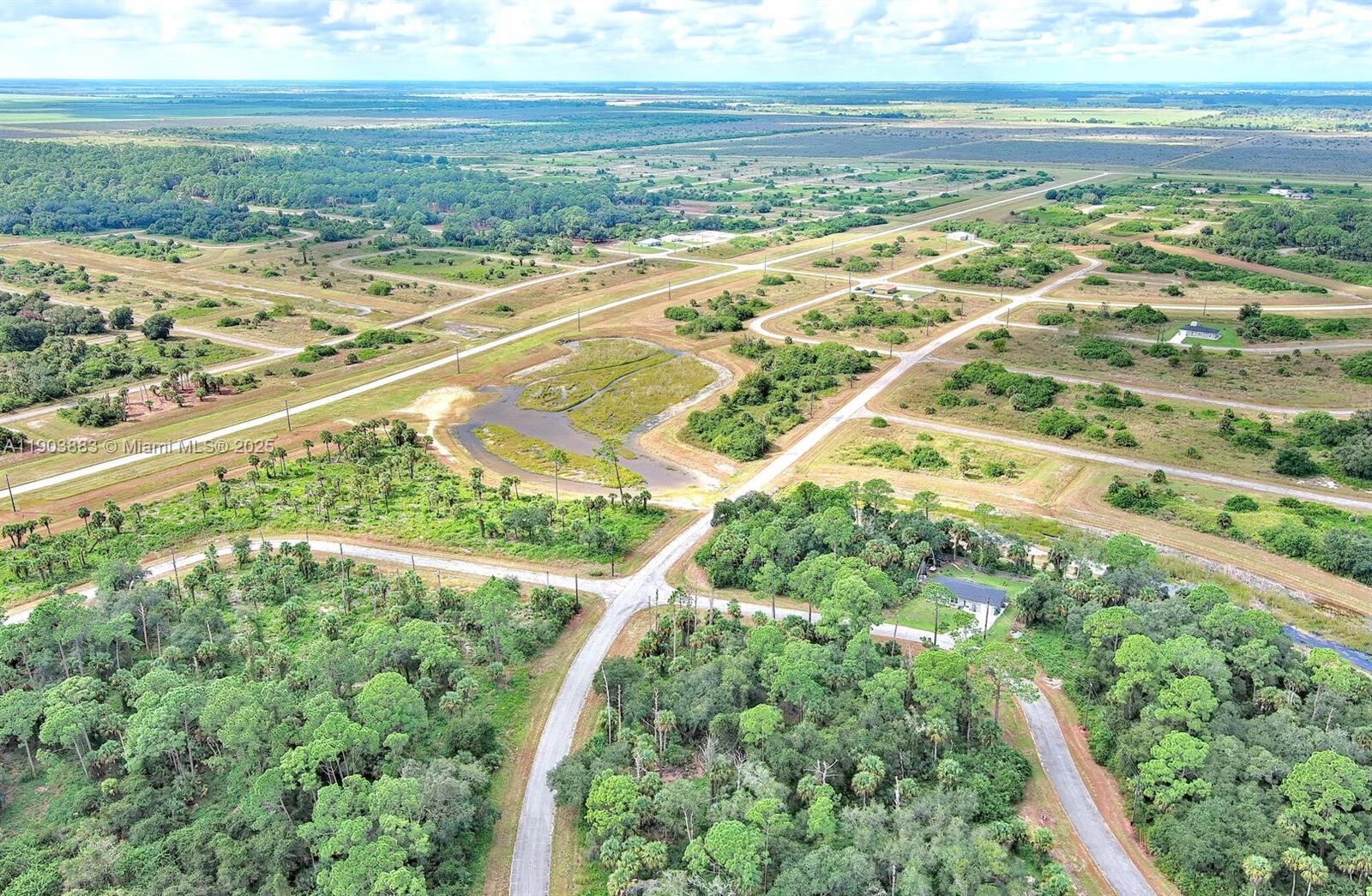 See details   /   sq. ft. $ 2025-10-28 0 Photo