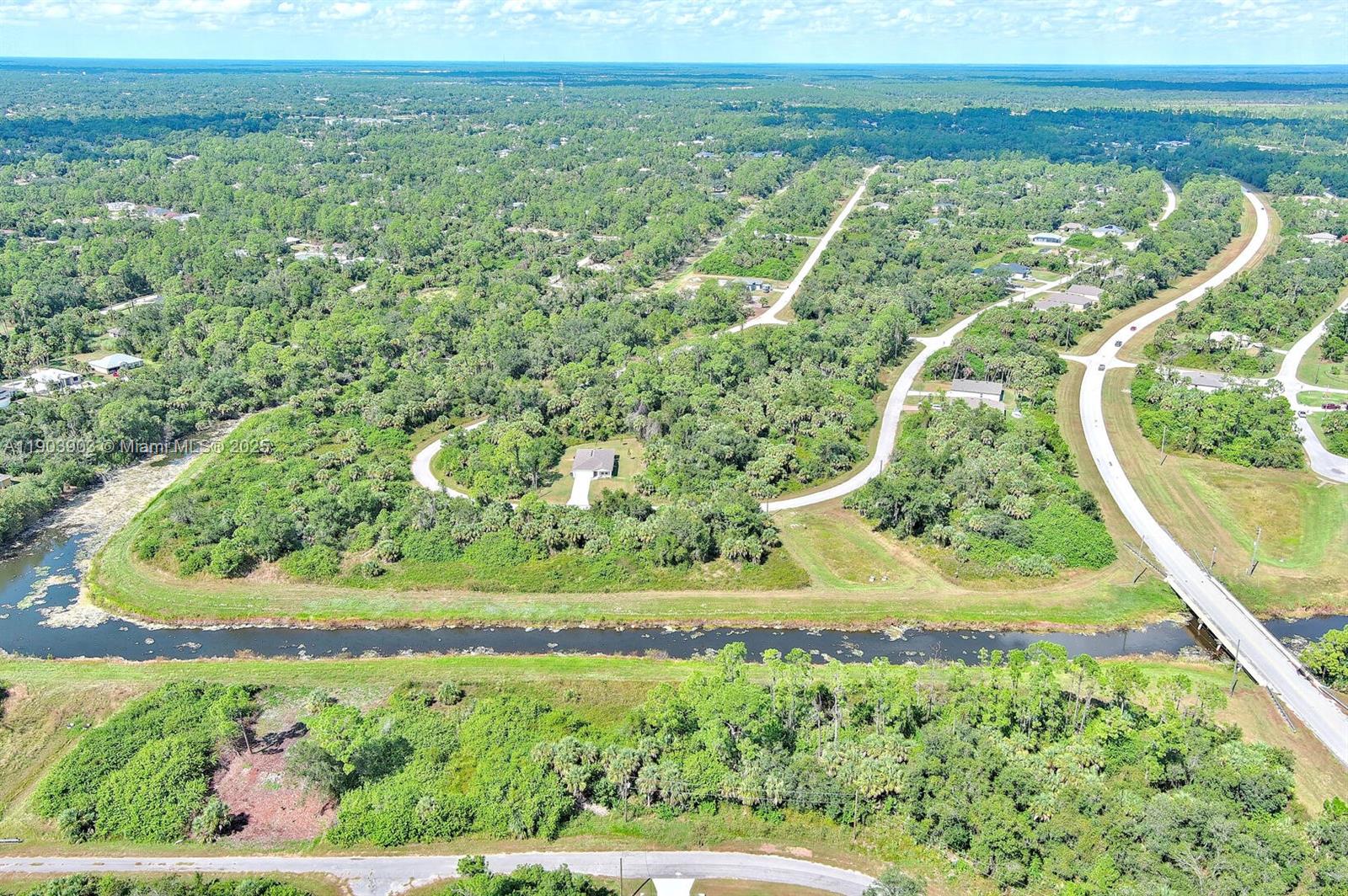   /   sq. ft. $ 2026-04-06 0 foto