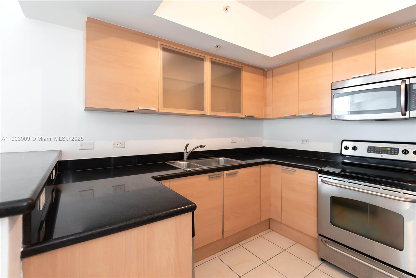 Photo of 140 Dixie Hwy  #827, Hollywood, Florida, 33020 -