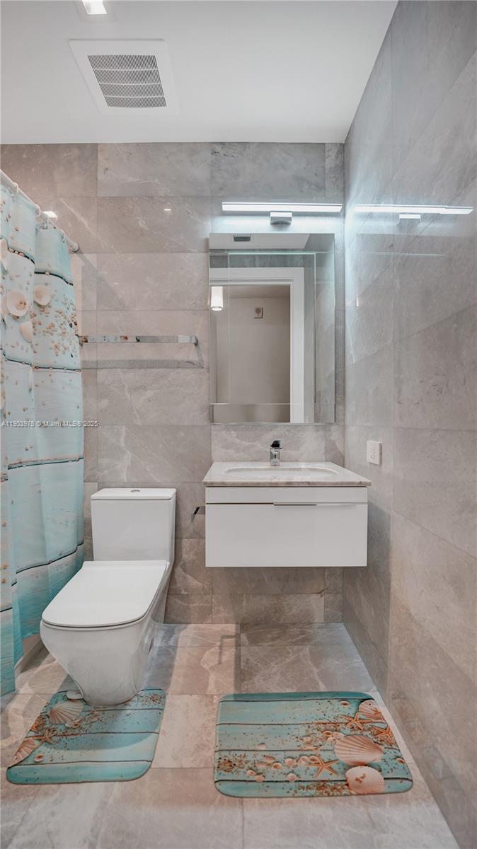 1902 3 / 5  sq. ft. $ 2025-11-20 0 Photo