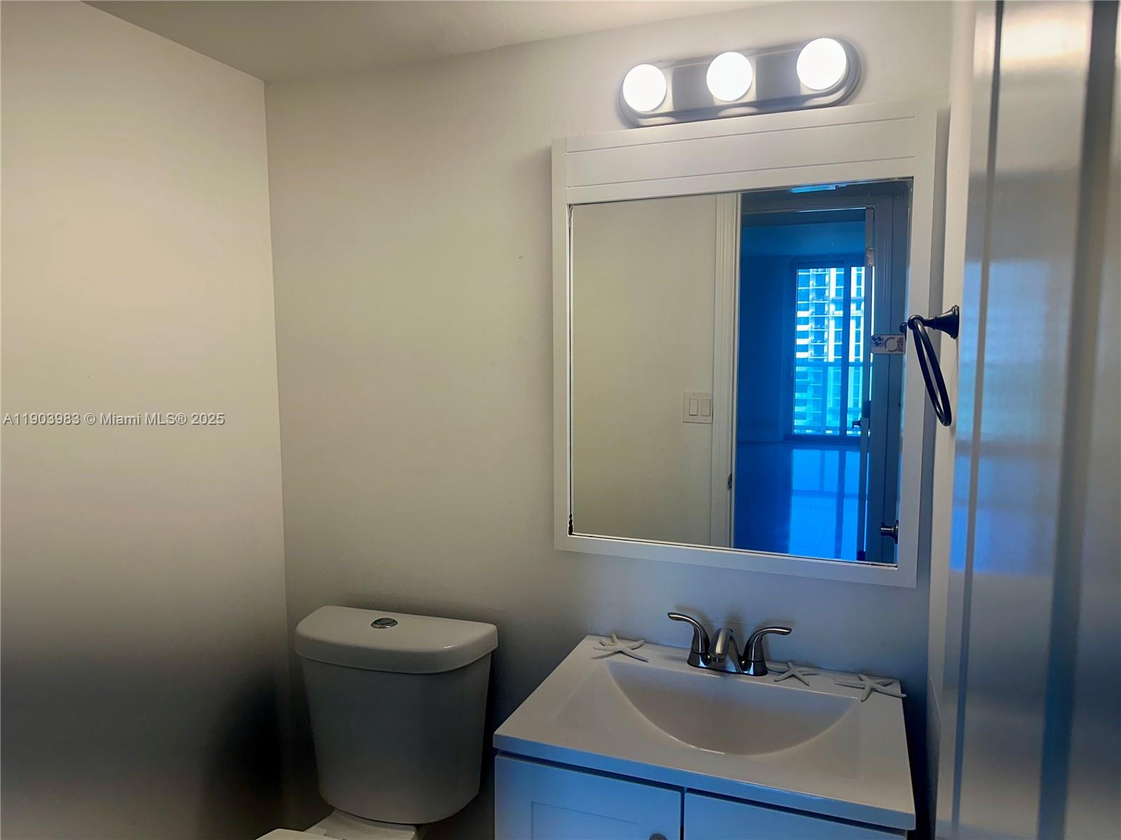 1230 1 / 2 991 sq. ft. $ 2025-10-28 0 Photo