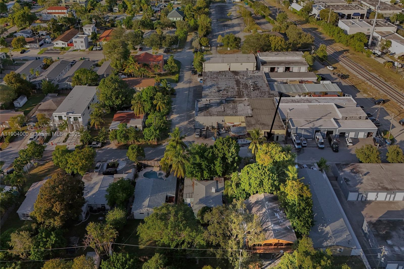   /  6168 sq. ft. $ 2025-10-28 0 Photo