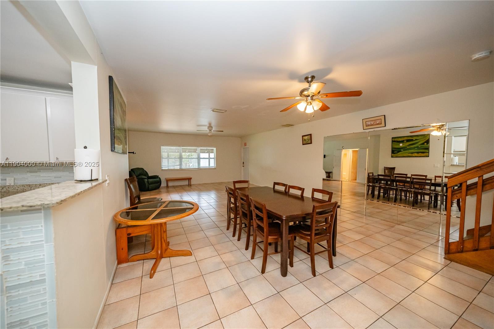   /  6168 sq. ft. $ 2025-10-28 0 Photo