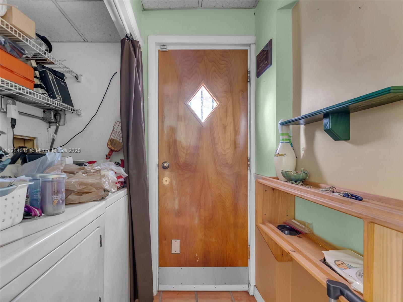 Подробнее   /  2646 кв.футов $ 2025-10-28 0 Фото