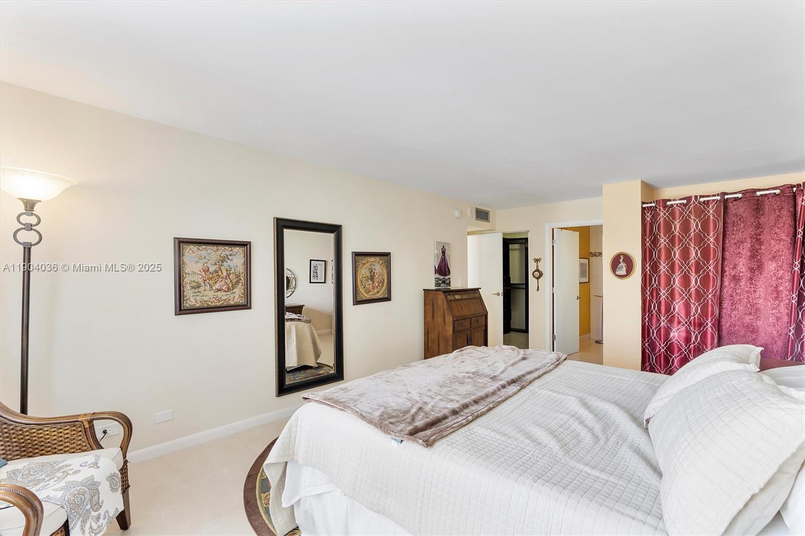 See details 1120 2 / 2 1488 sq. ft. $ 2025-10-28 0 Photo