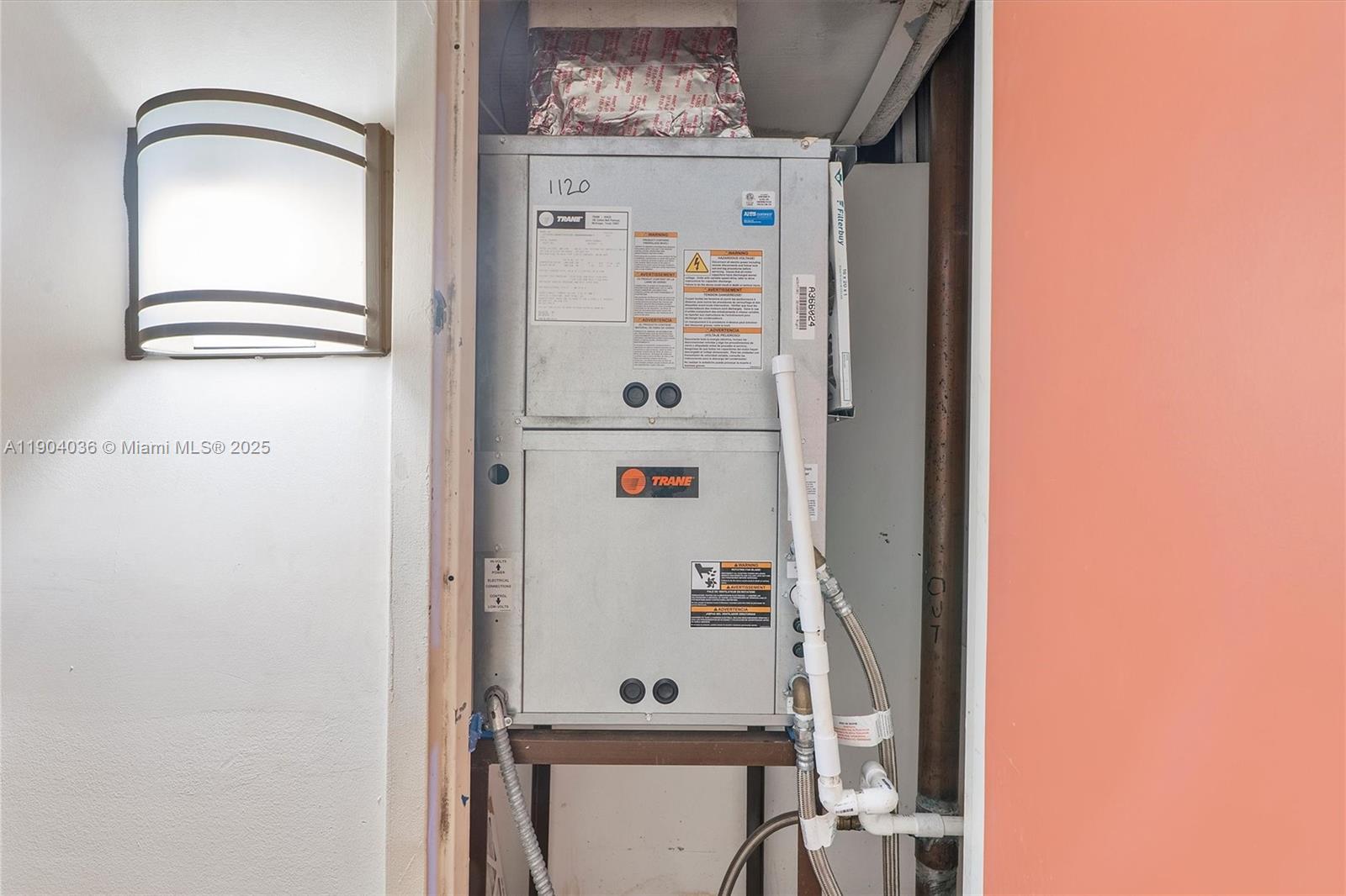 See details 1120 2 / 2 1488 sq. ft. $ 2025-10-28 0 Photo